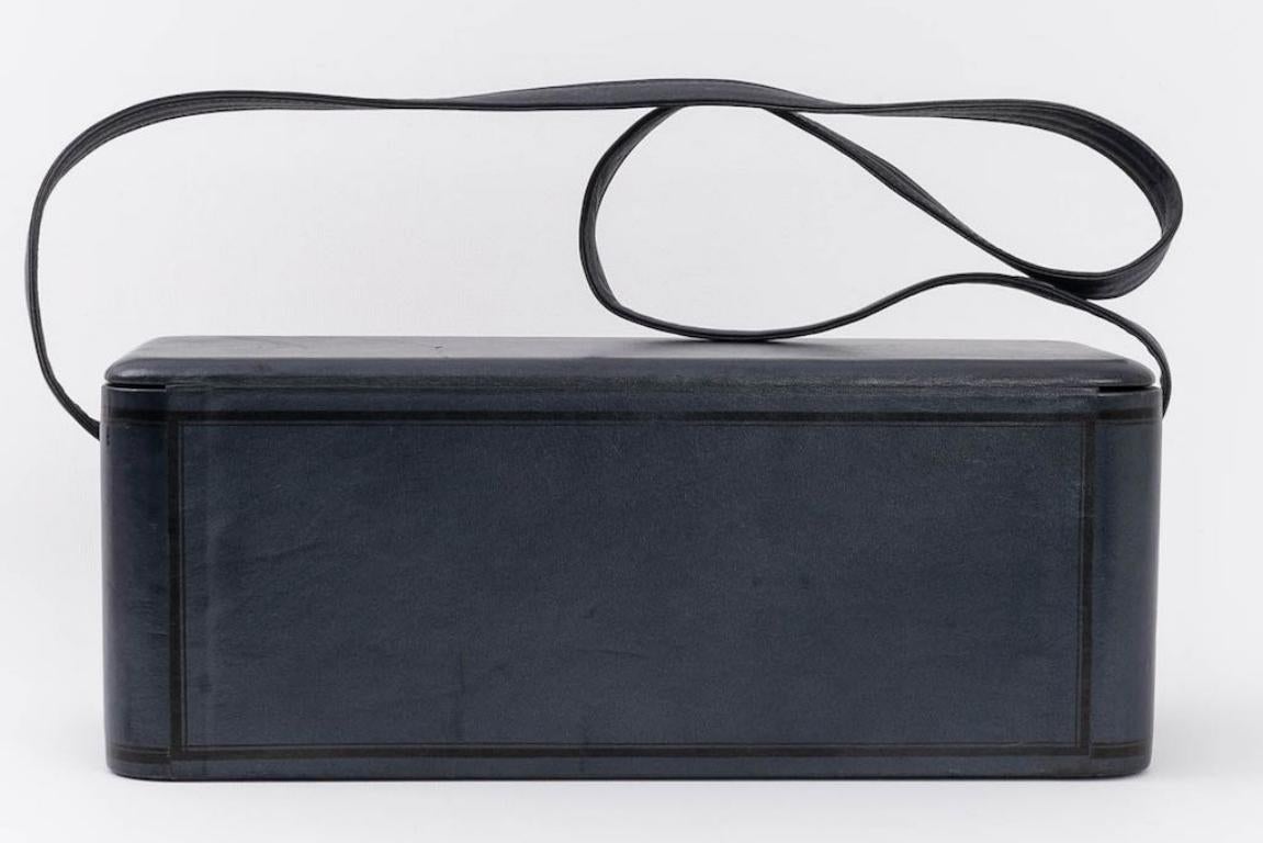 Chantal Thomass, Tasche „Box“-Tasche, 1986 im Zustand „Hervorragend“ im Angebot in SAINT-OUEN-SUR-SEINE, FR