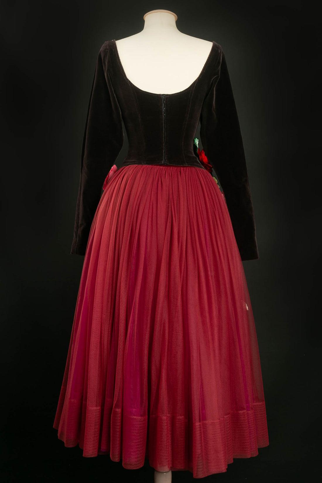 Chantal Thomass Conjunto de tul y terciopelo Colección Otoño-Invierno, 1990 Rojo