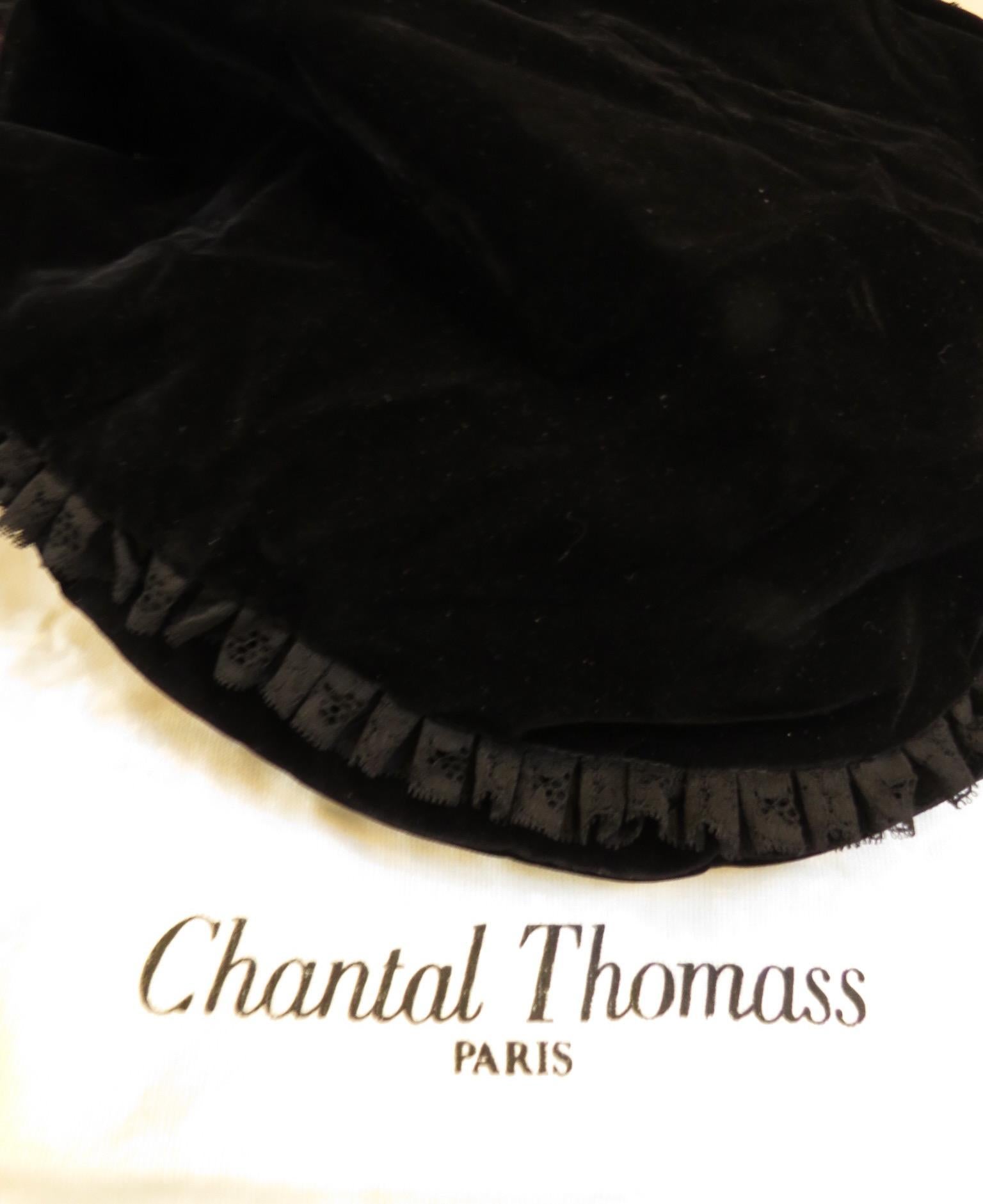 Chantal Thomass - Velours  Sac porté à l'épaule rond en vente 4