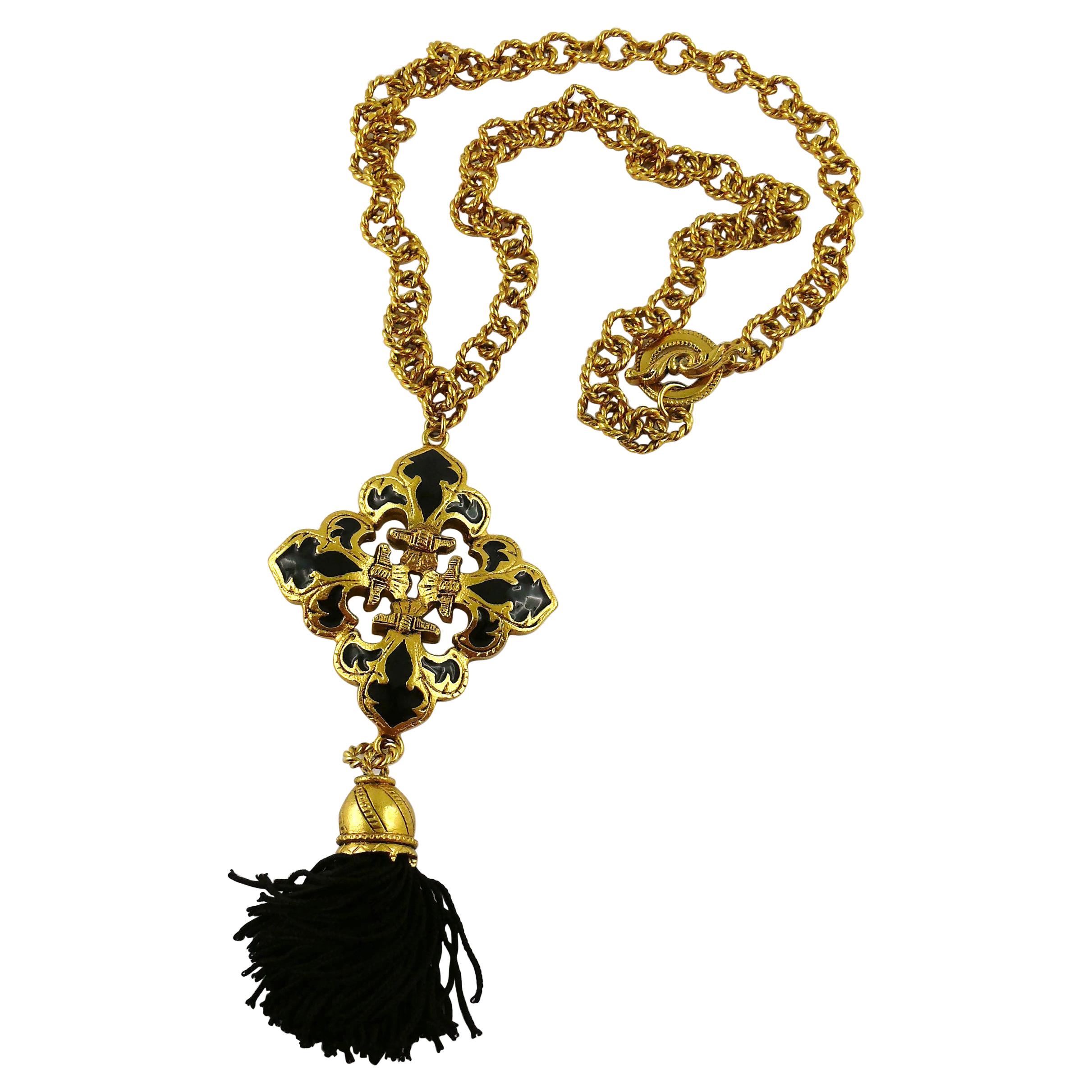 Chantal Thomass Vintage Gold Toned Black Enamel Fleur-de-Lis Pendant Necklace