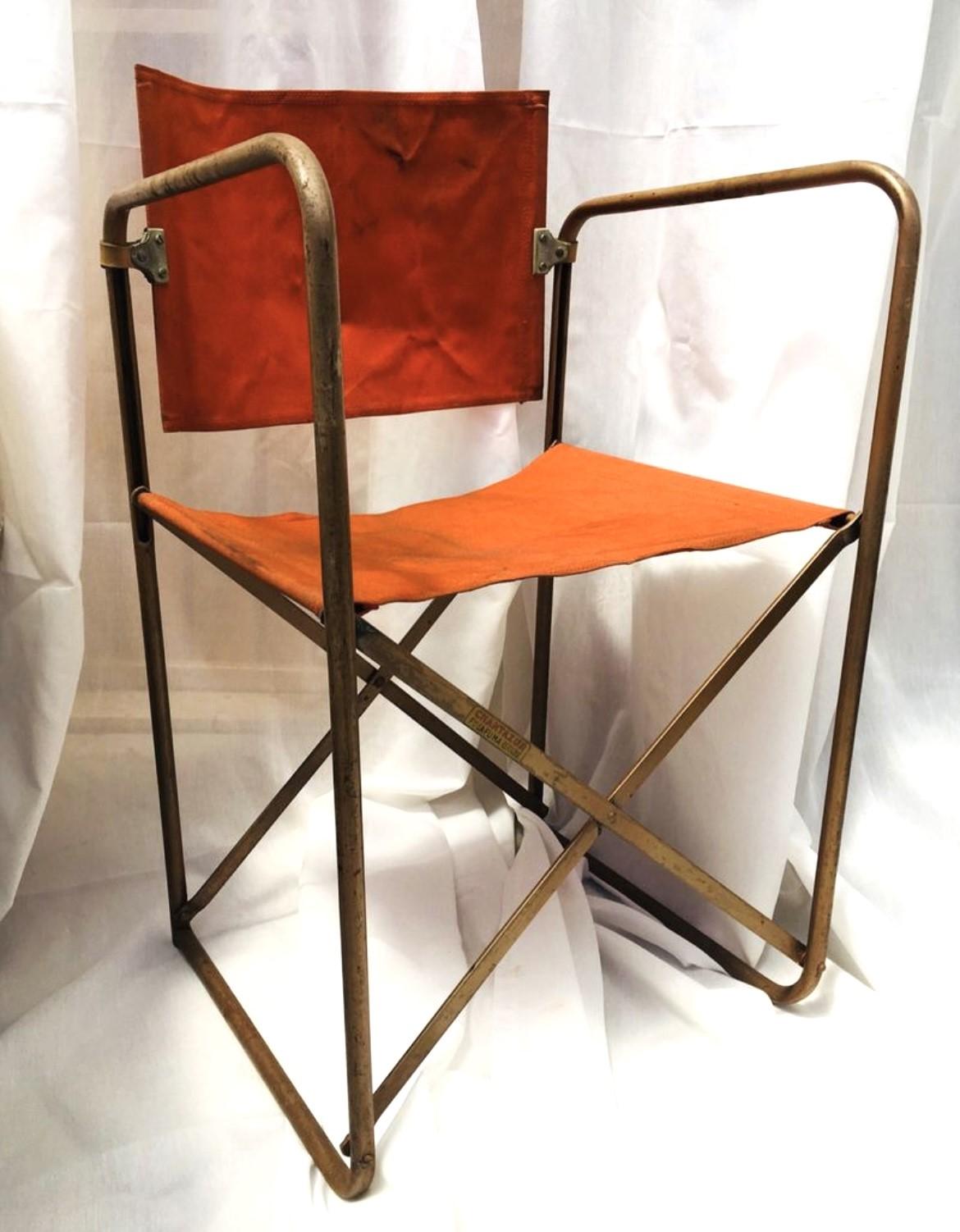 Modern Chantazur pair of folding canvas chairs with armrest by Lafuma Chantazur For Sale