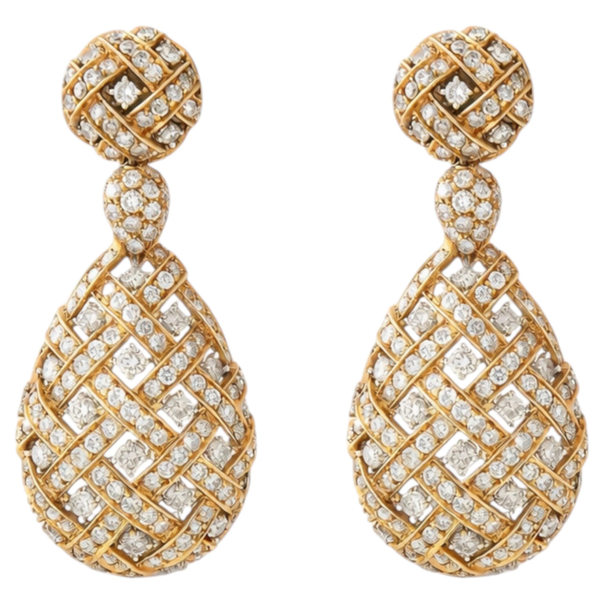 Chantecler 10.20 ct Diamond Drop Earrings in 18K Yellow and White Gold For Sale