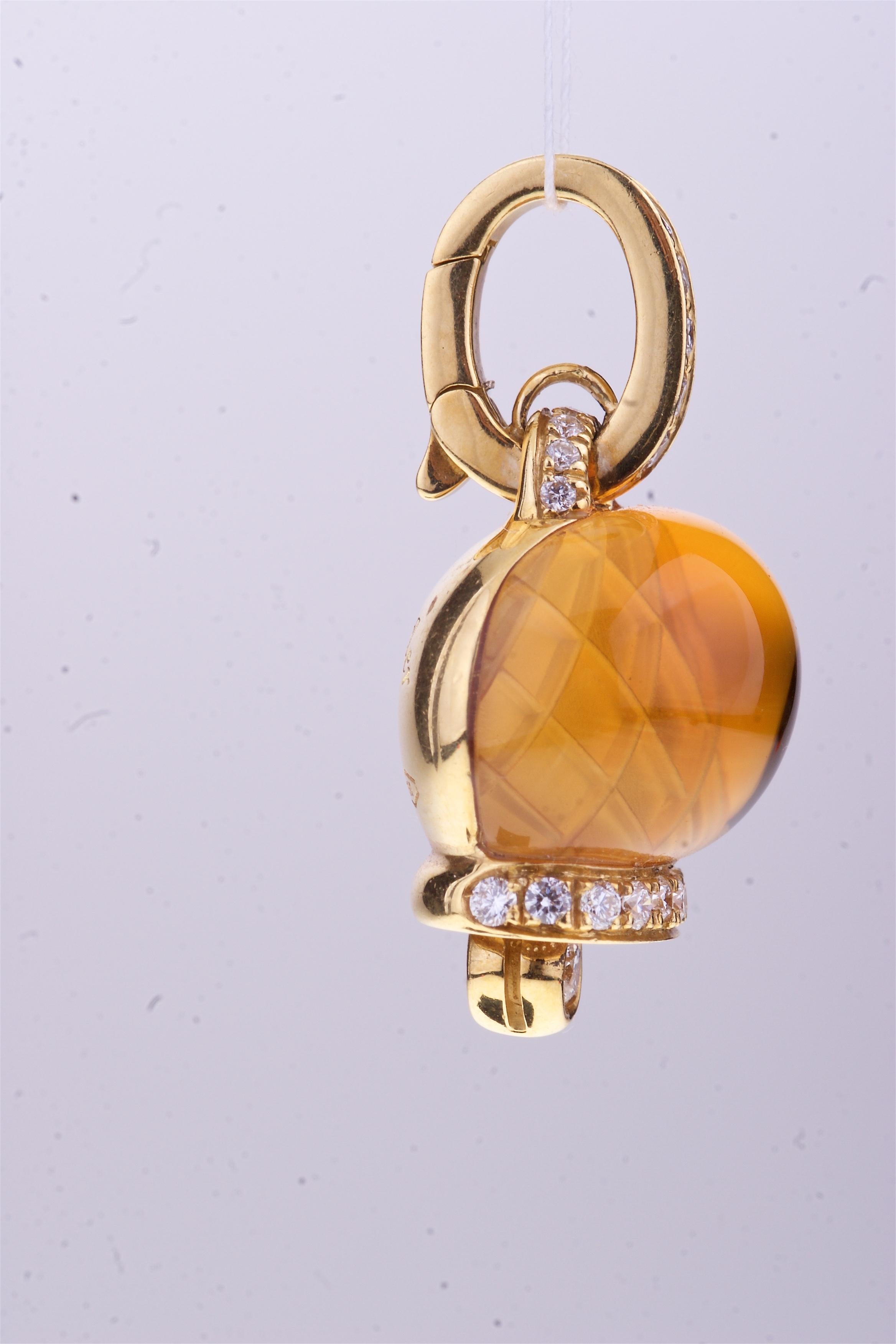 Brilliant Cut Chantecler Campanella 18kt Gold Pendant with Citrine Quartz and Diamonds, Unique