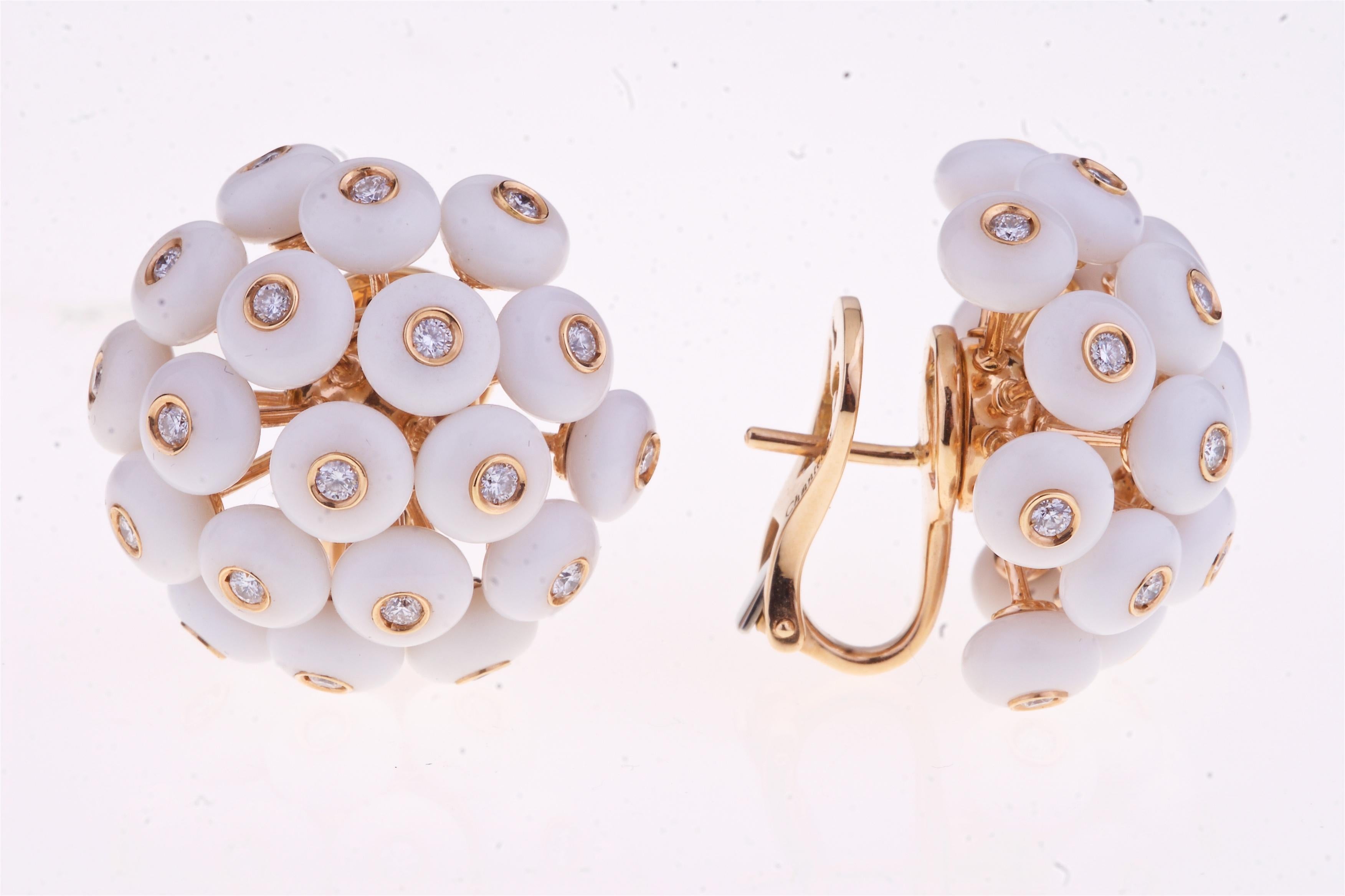 Brilliant Cut Chantecler Dandelion 18 Karat Gold and Kogolong Earrings with Diamonds