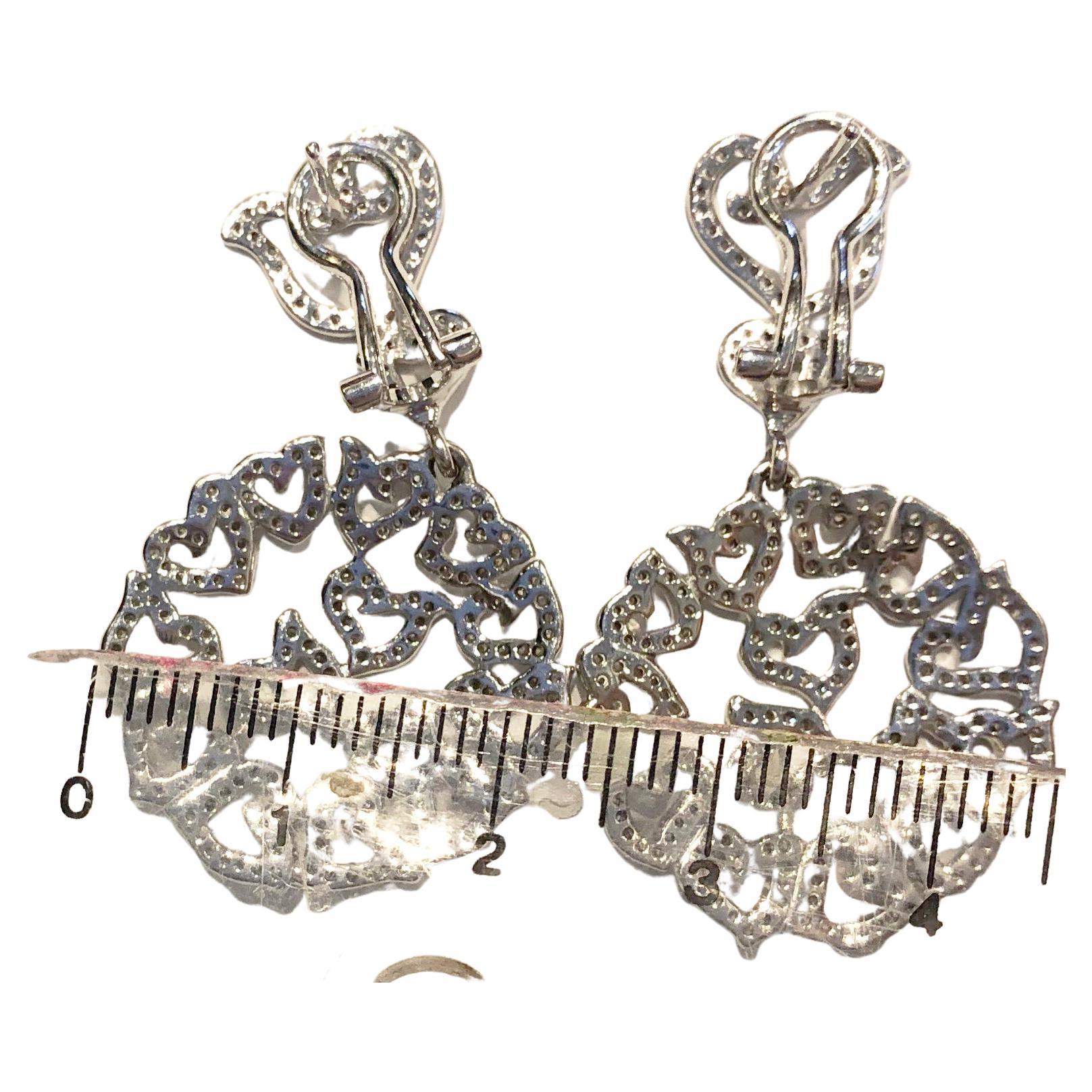Chantecler Diamour: 18 Karat Weißgold-Kronleuchter-Ohrringe mit Pavé-Diamanten (Zeitgenössisch) im Angebot