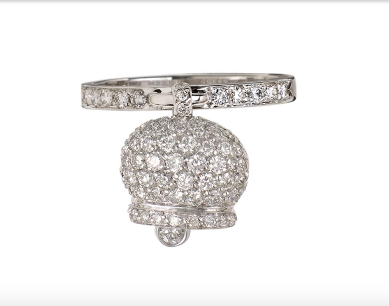 Modern Chantecler Ring Set in White Gold and Diamonds Pavé For Sale