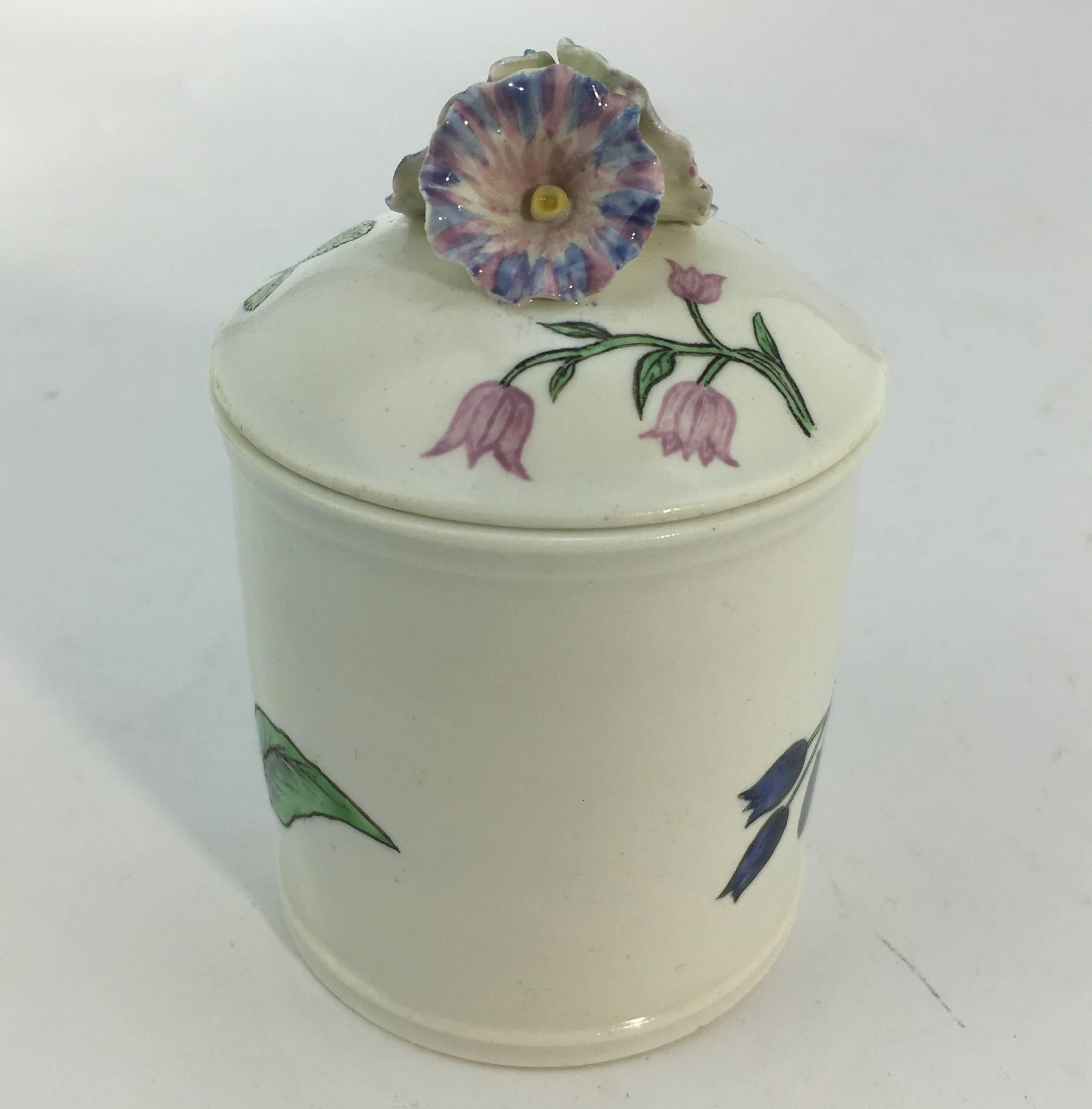 European Chantilly Pomade Pot with Rare Holzschnittblumen 'Woodcut Flowers' after Meissen