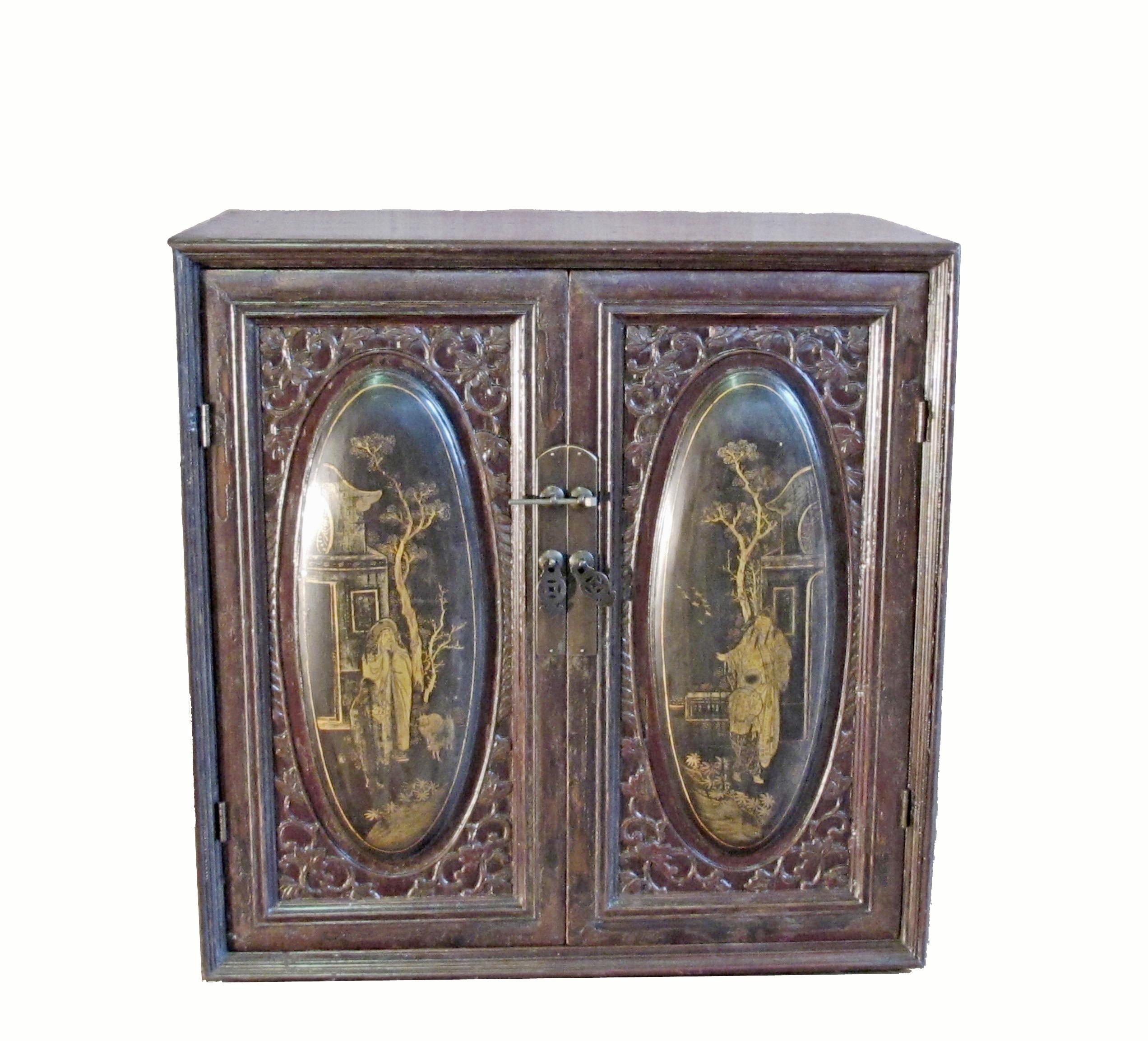 Hand-Crafted Chaozhou Cabinet with Painted and Carved Panels 2 For Sale