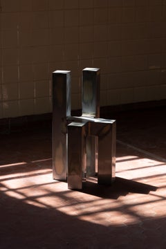 Chapa y Pintura Raw Steel Seat by Mut Design