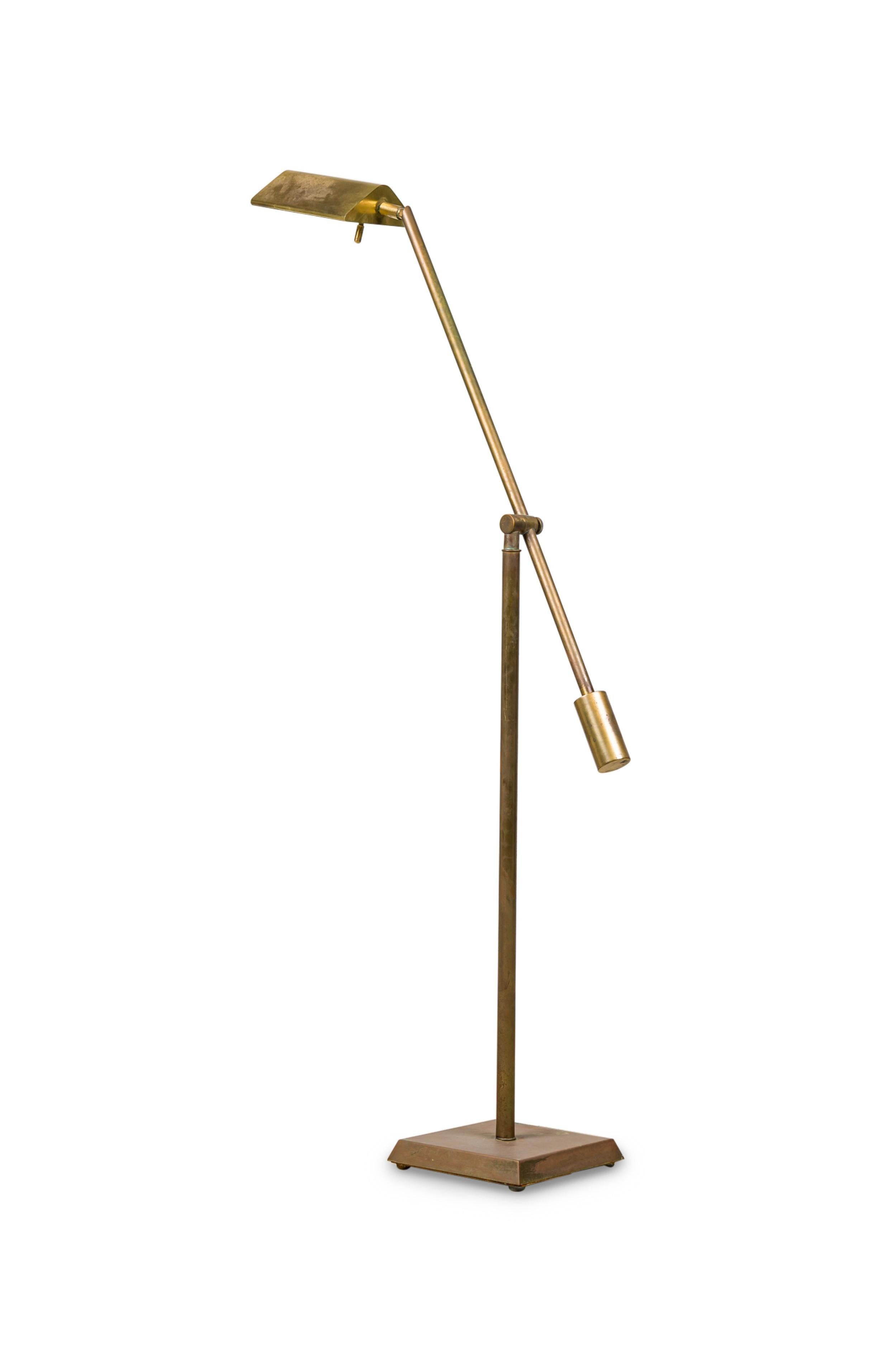 Mid-Century Modern Lampe de lecture en laiton Chapman American Mid-Century Counter Balanced en vente