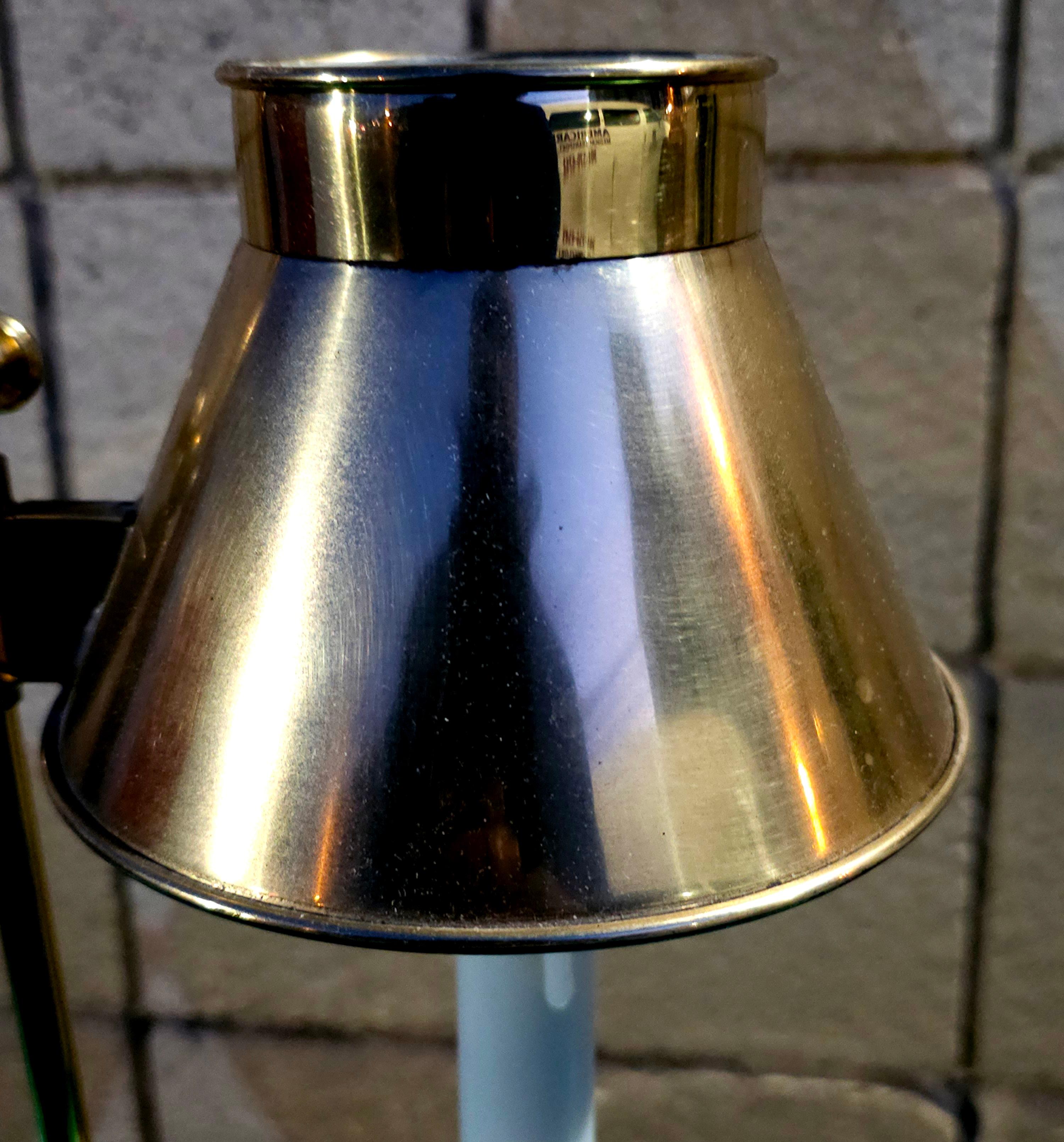 Lampe de bureau bouillotte française Chapman en vente 1