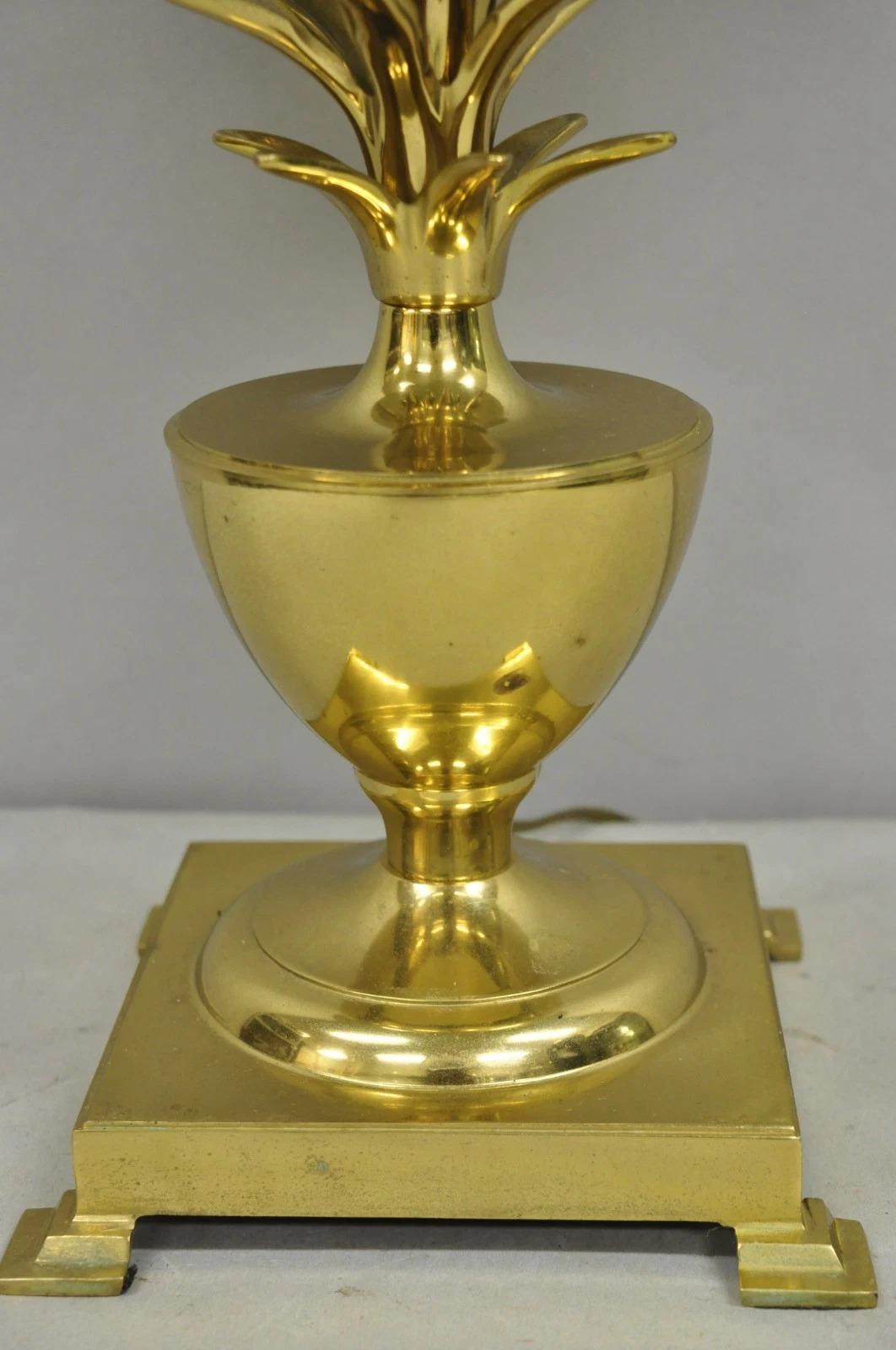 Chapman Hollywood Regency Messing Ananas Tole Metall Schwarzer Schirm Tischlampe im Angebot 6