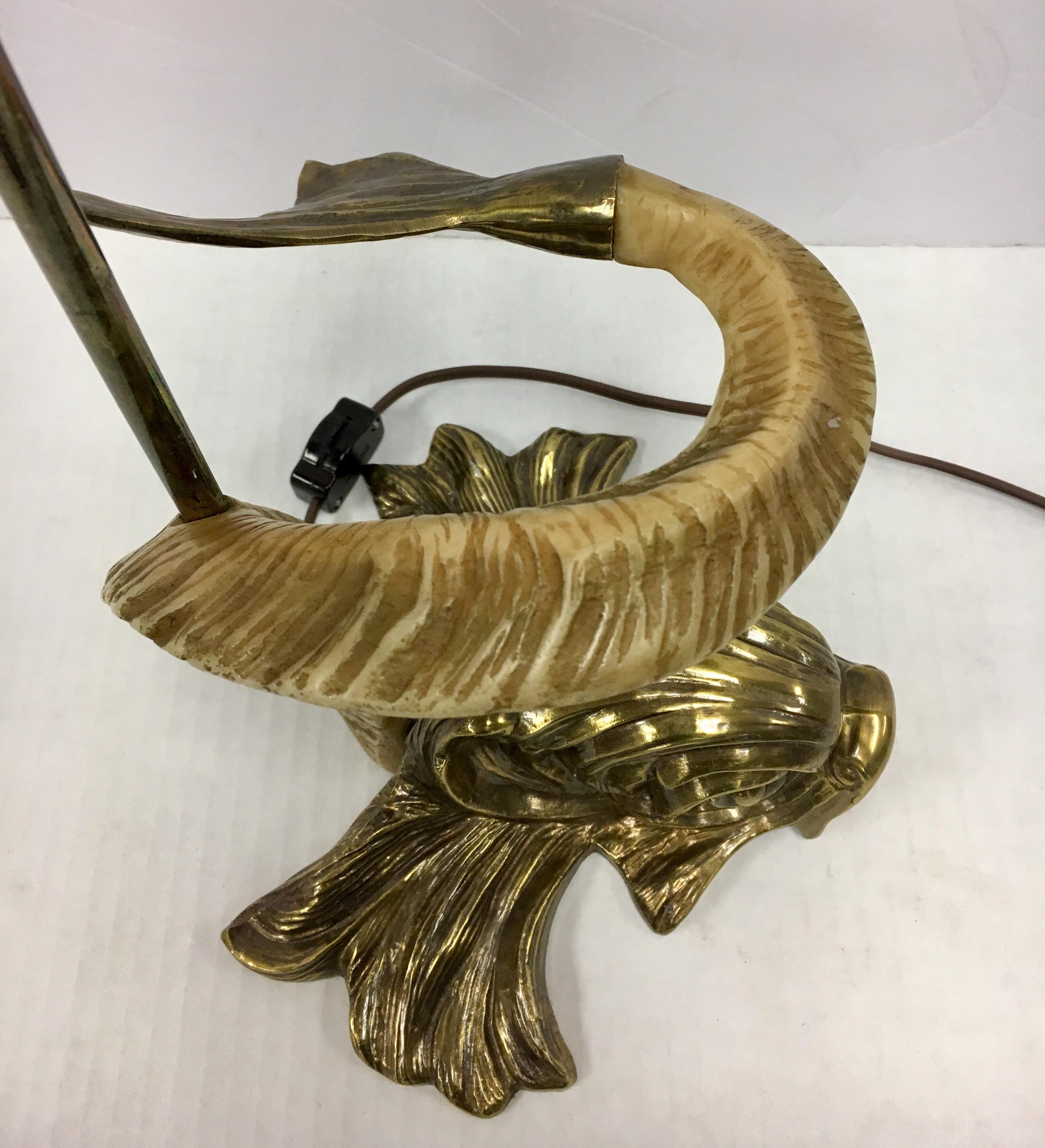 Chapman Lighting Dolphin Fish Form Brass Table Lamp In Good Condition In West Hartford, CT