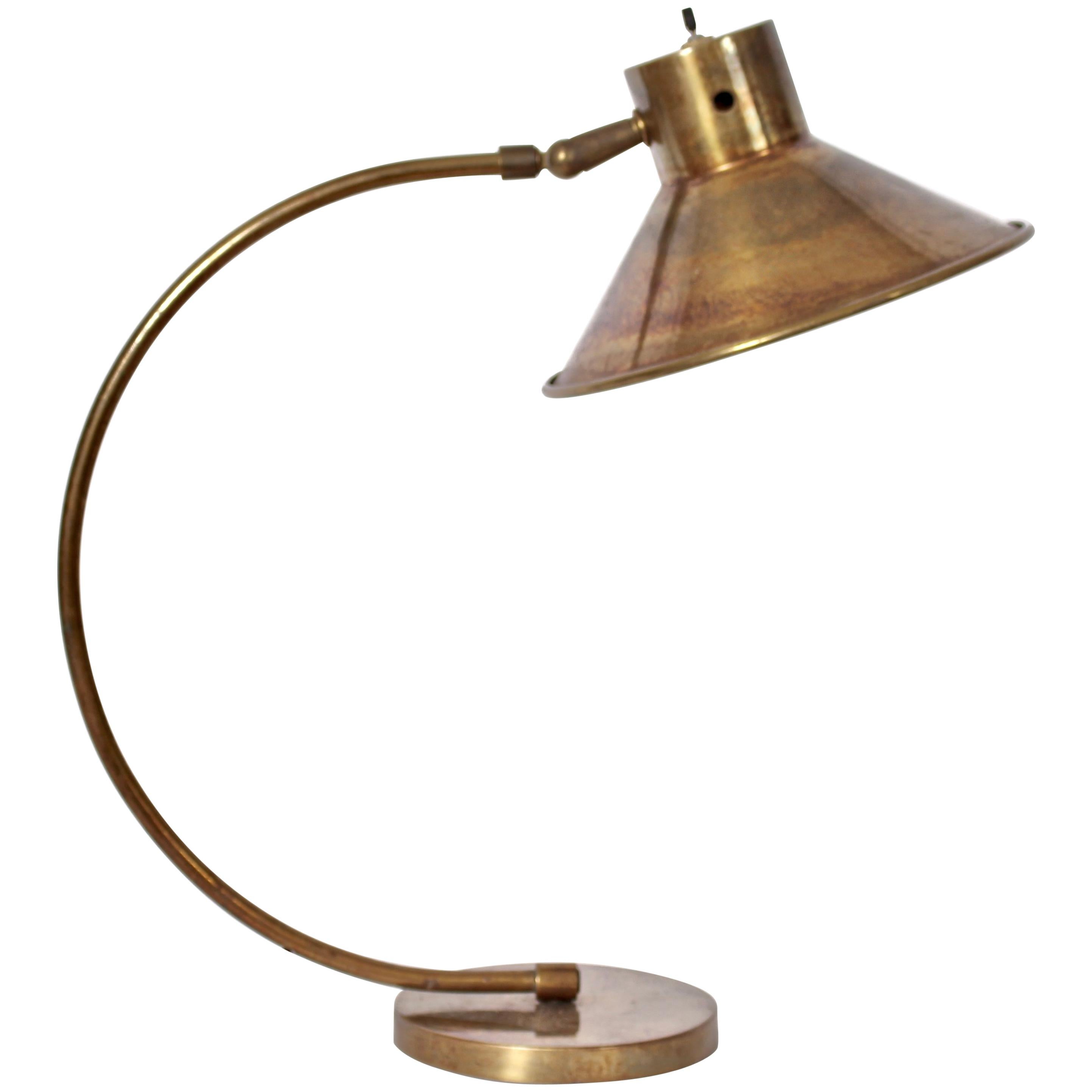 wide desk lamp