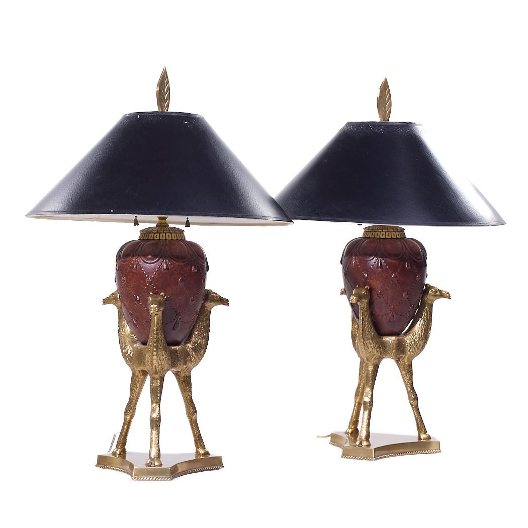 Lampade Chapman in ottone di metà secolo - Coppia

Ogni lampada misura: 17 larghezza x 17 profondità x 25,5 pollici di altezza

Scattiamo le nostre foto in uno studio a illuminazione controllata per mostrare il maggior numero di dettagli possibile.