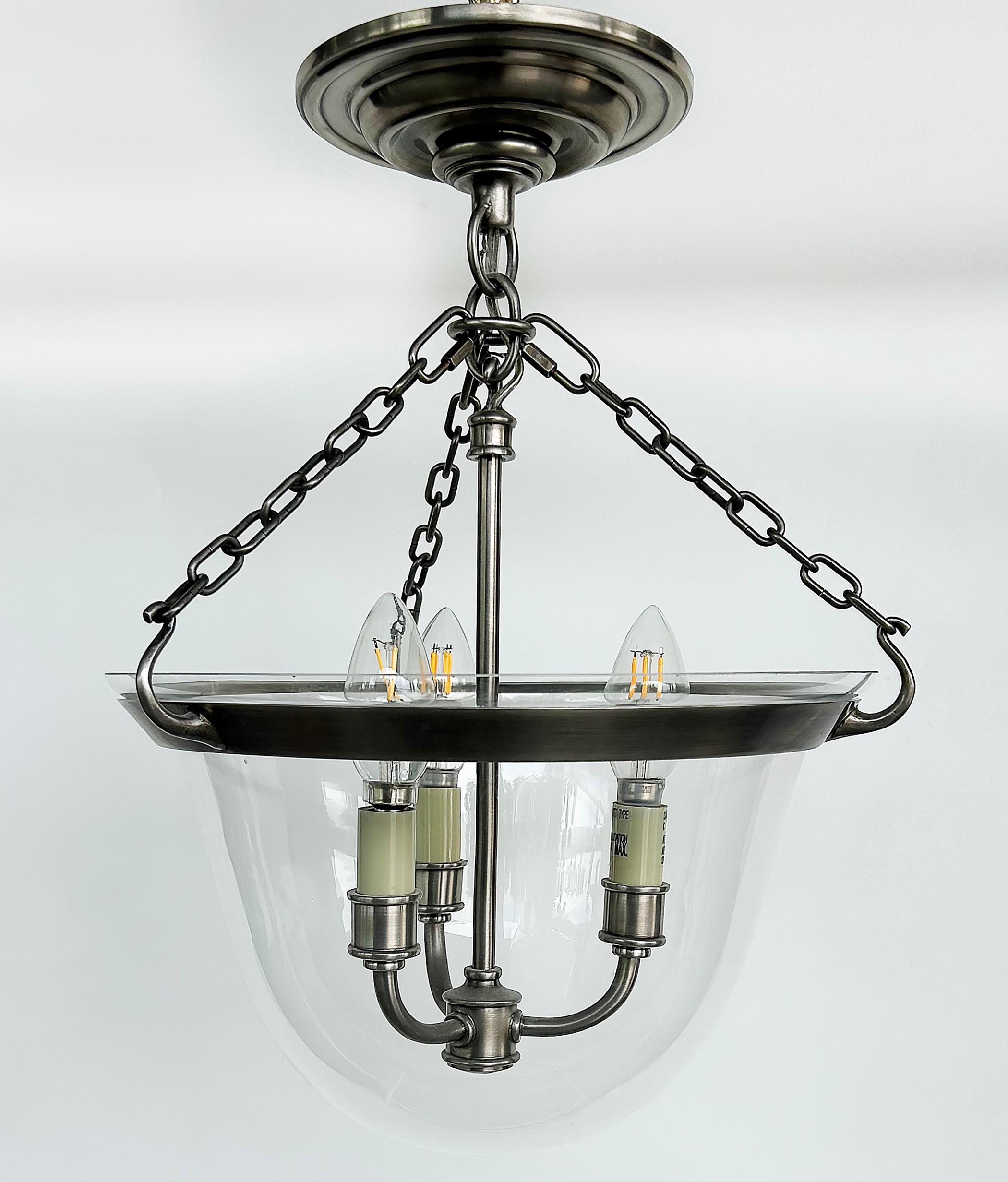 Americano Chapman & Myers Country Glass Bell 3-Light Lantern, Farmhouse,  2 Disponibile in vendita