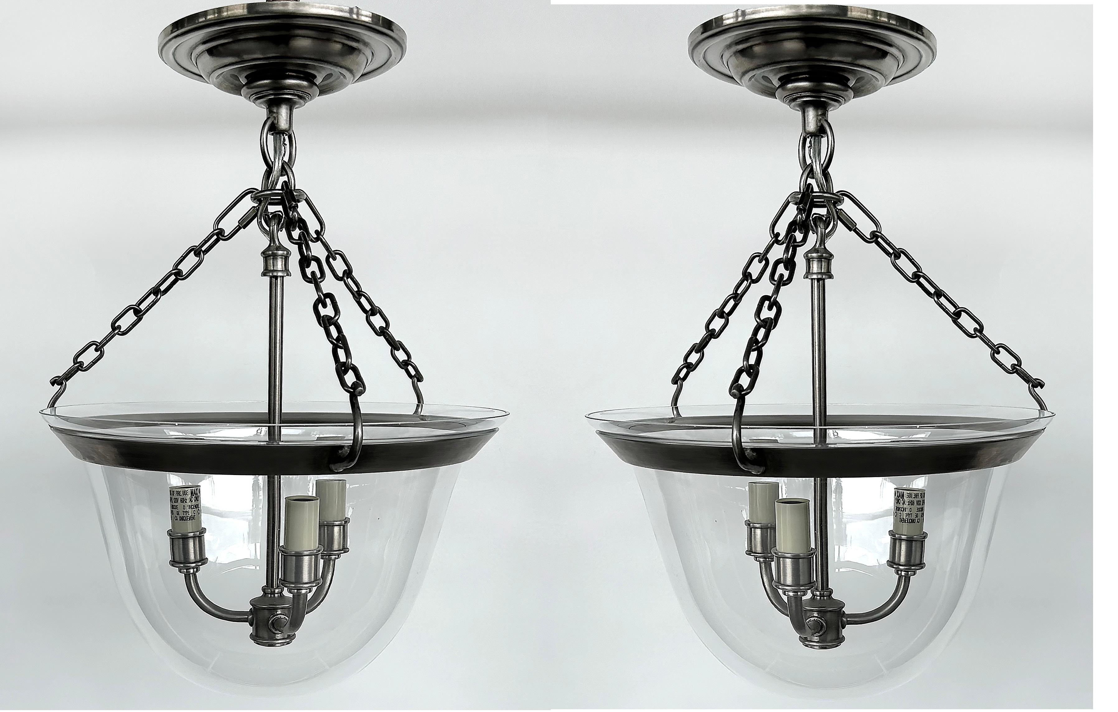 Chapman & Myers Country Glass Bell 3-Light Lantern, Farmhouse,  2 Disponibile in vendita 3