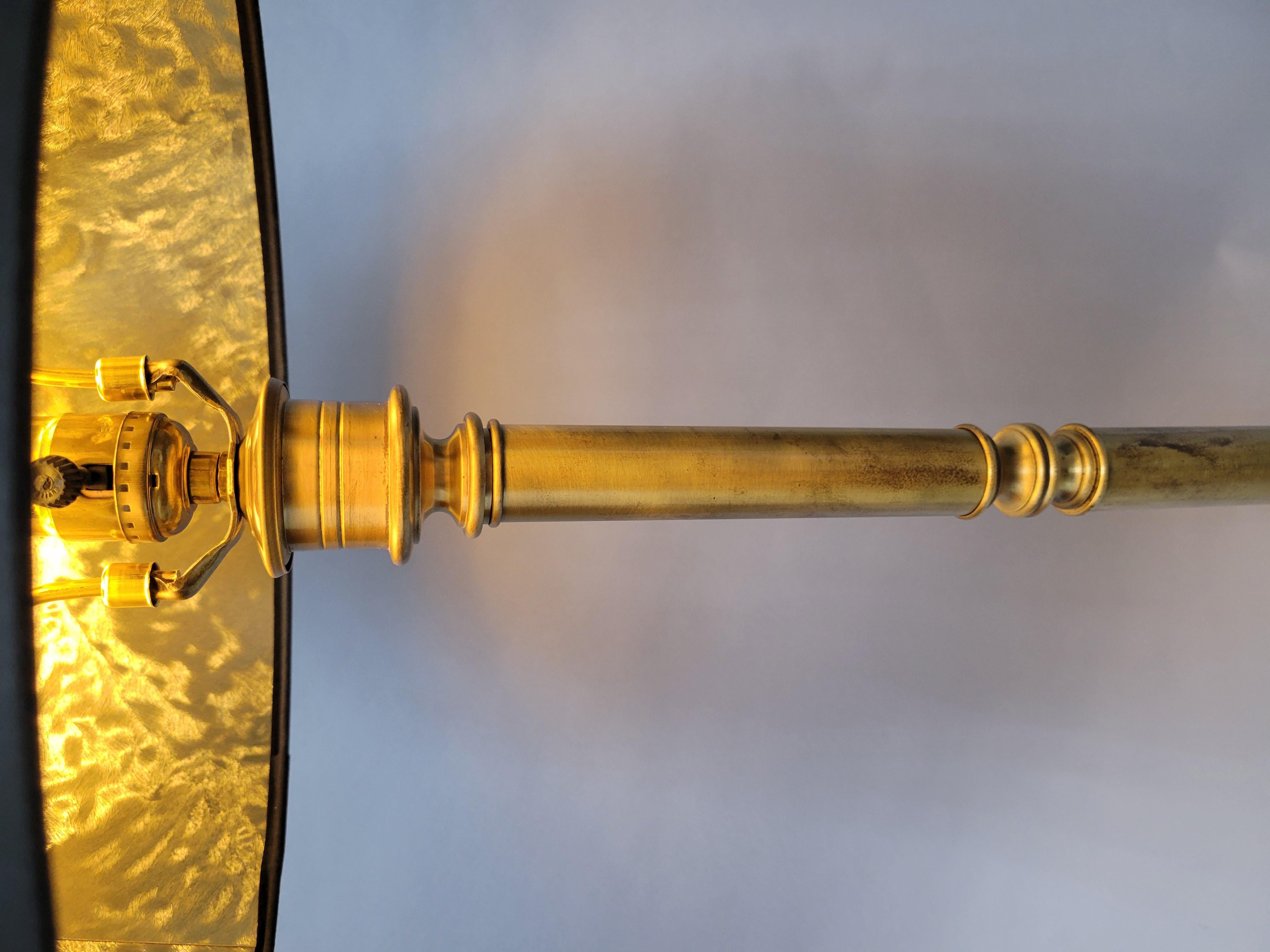 Lampe à corne en laiton de style Chapman en vente 5