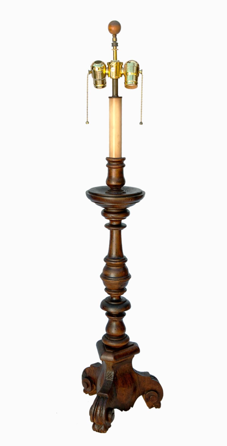 Chapman Wood Lamp In Excellent Condition For Sale In Malibu, CA
