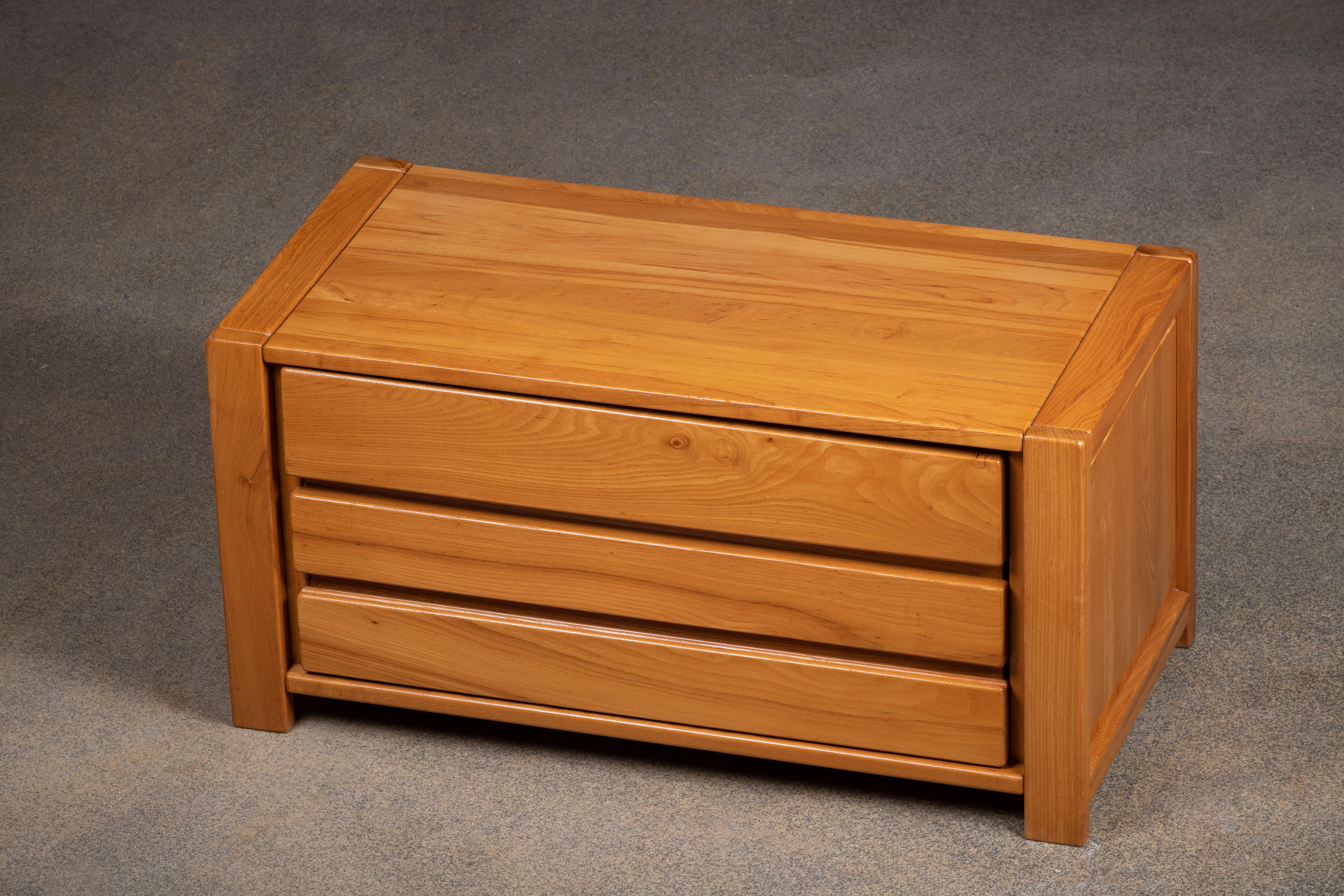 Chapo Insp Sideboard in Solid Elm, France, 1970s For Sale 2