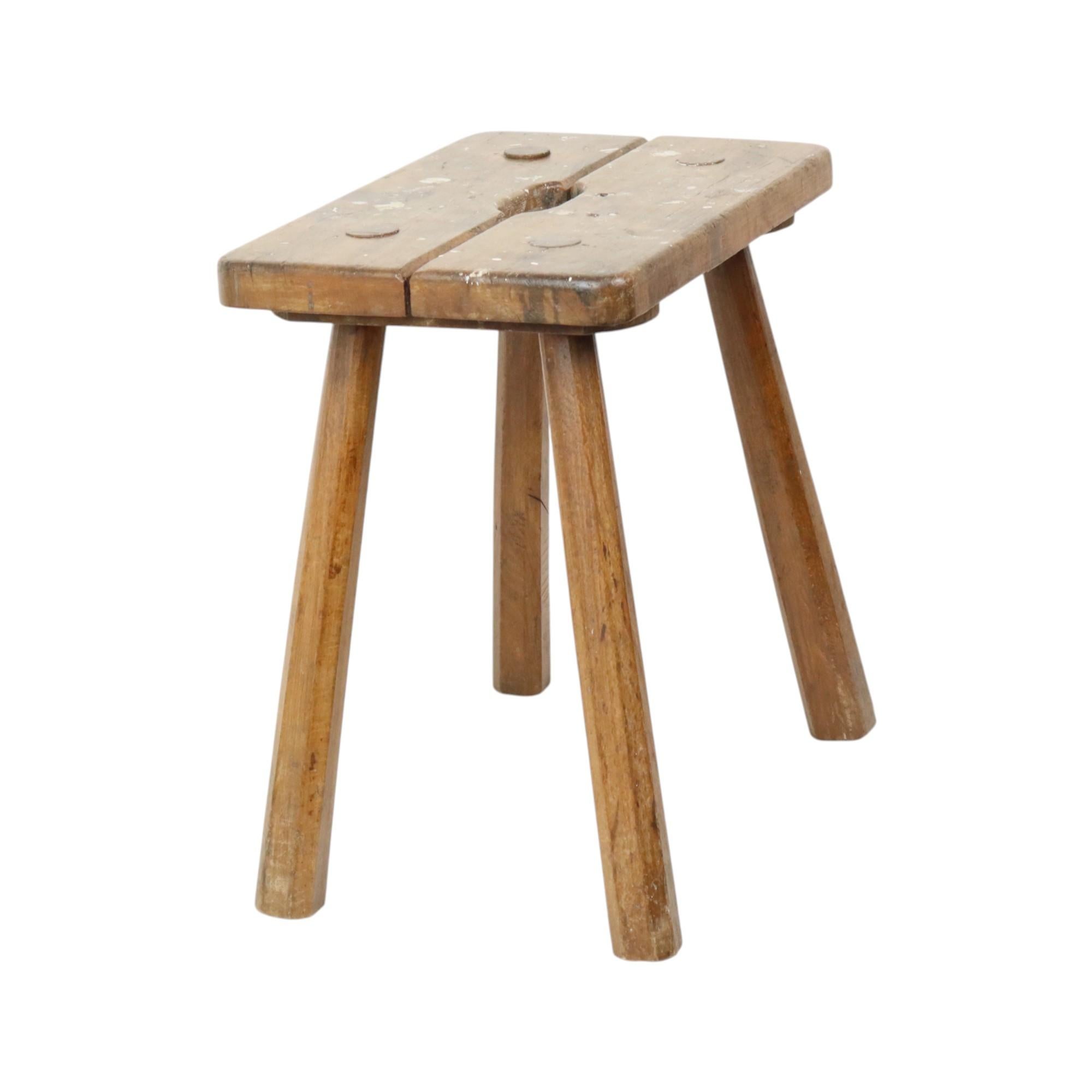 Fait main Tabouret de lait de caractère Tabouret en bois massif Rustique en vente
