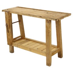Antico banco da lavoro industriale in legno massiccio di 116 cm