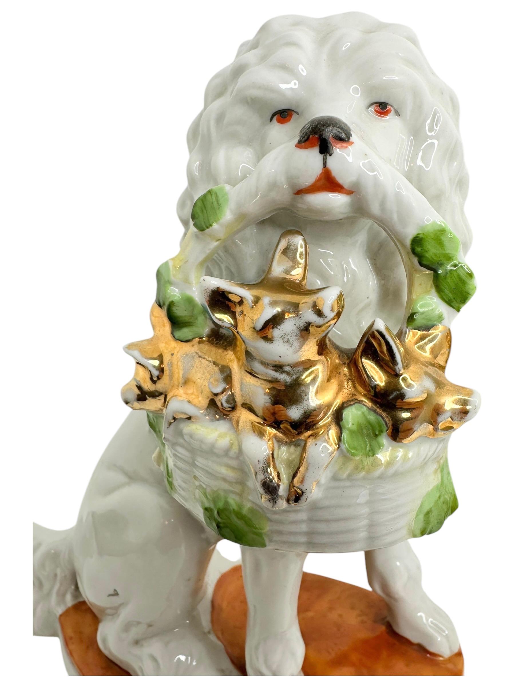 Par de Perros de Porcelana Alemanes Antiguos para Repisa de Chimenea, Década de 1910 en Bueno estado para la venta en Nuernberg, DE