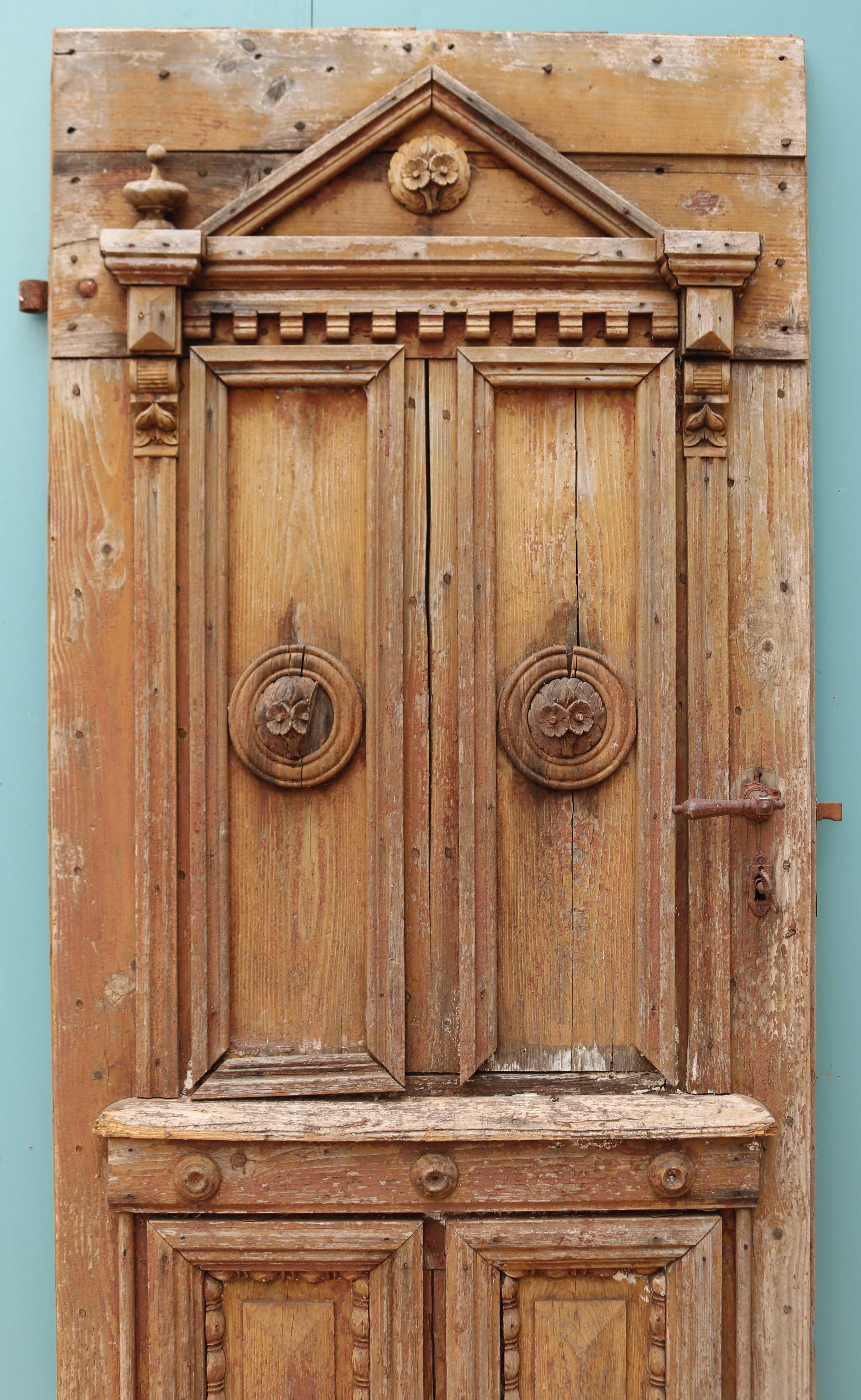 Characterful Reclaimed External Door In Fair Condition For Sale In Wormelow, Herefordshire