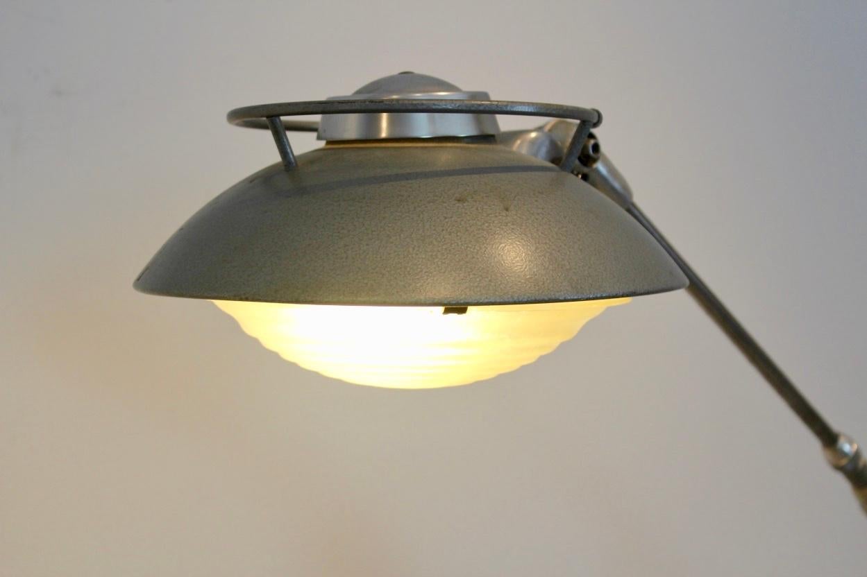 Characteristic ‘Model 219S’ Industrial Floor Lamp by Louis Ferdinand Solère In Good Condition For Sale In Voorburg, NL