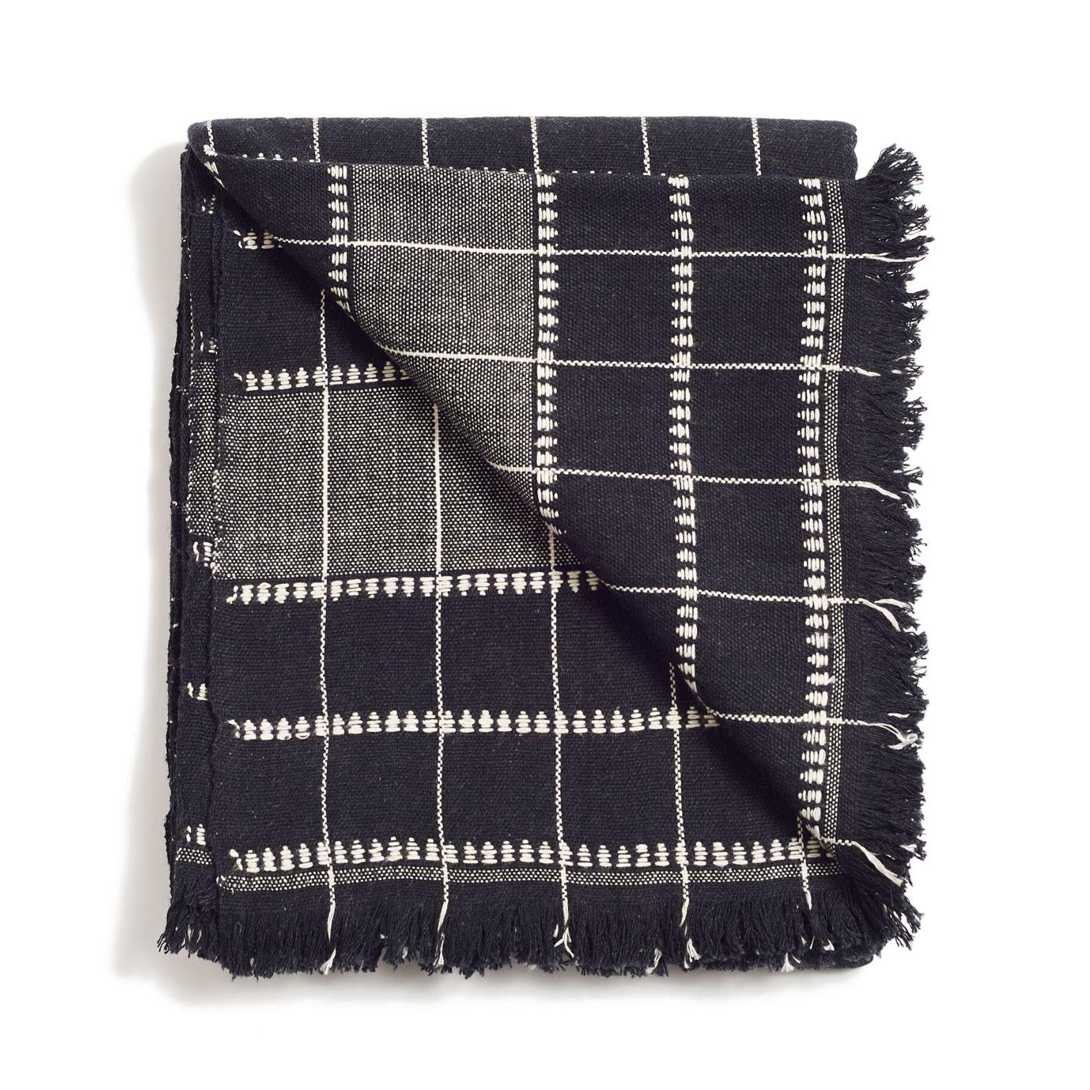 Charco  Handloom Throw / Blanket , Charcoal Black Organic Cotton Checks Pattern  In New Condition For Sale In Bloomfield Hills, MI