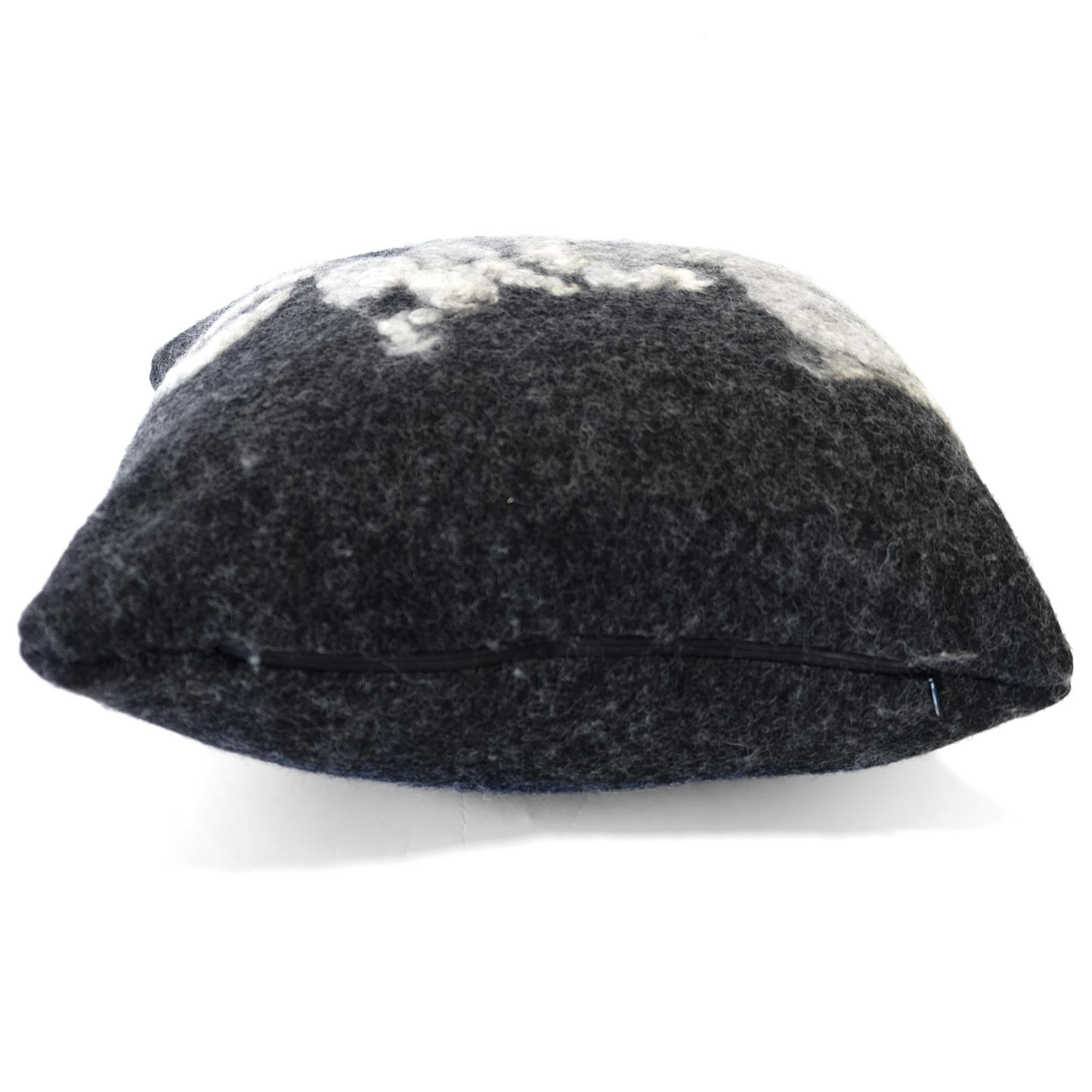 Hand Felted Charcoal wool 20
