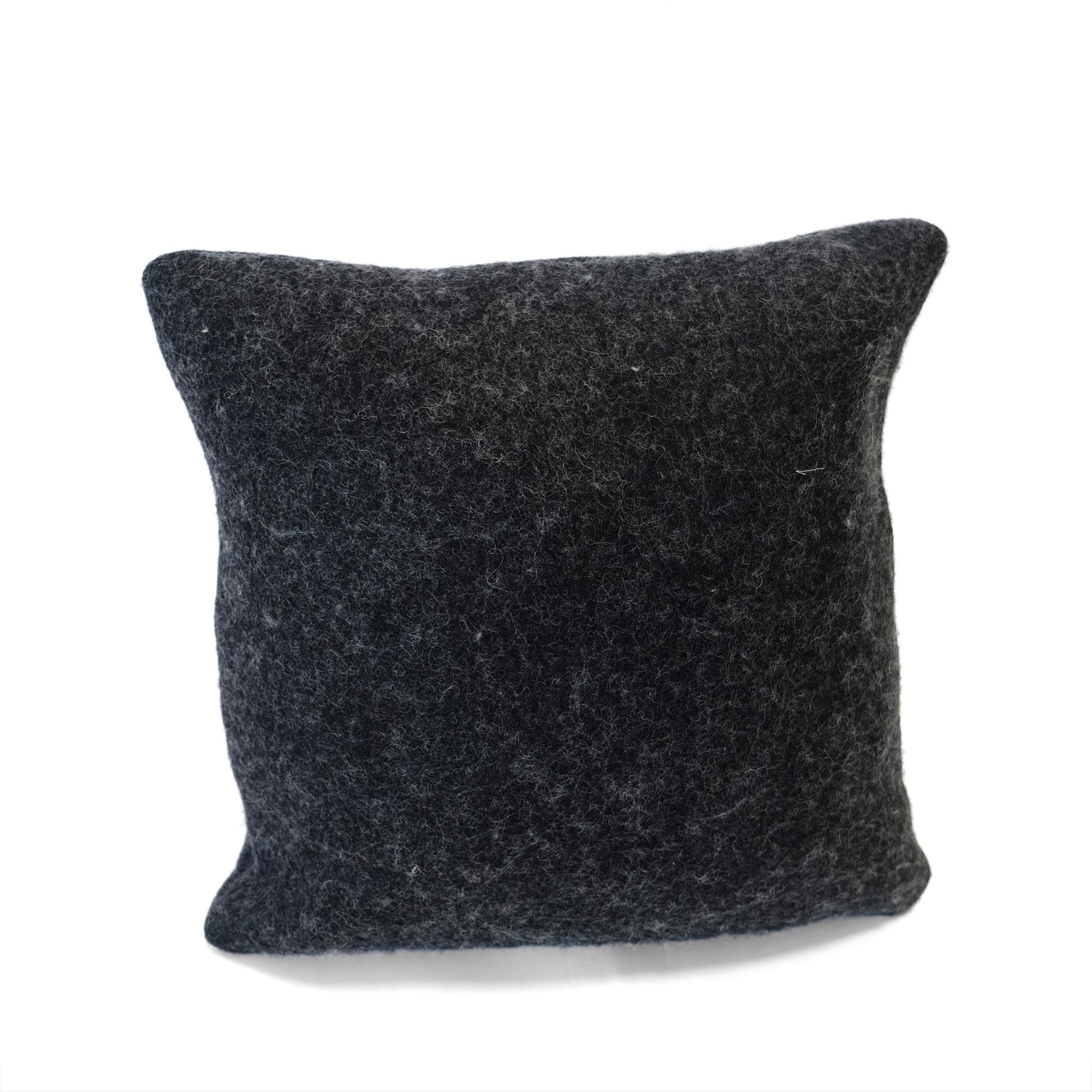 Organic Modern Charcoal 20