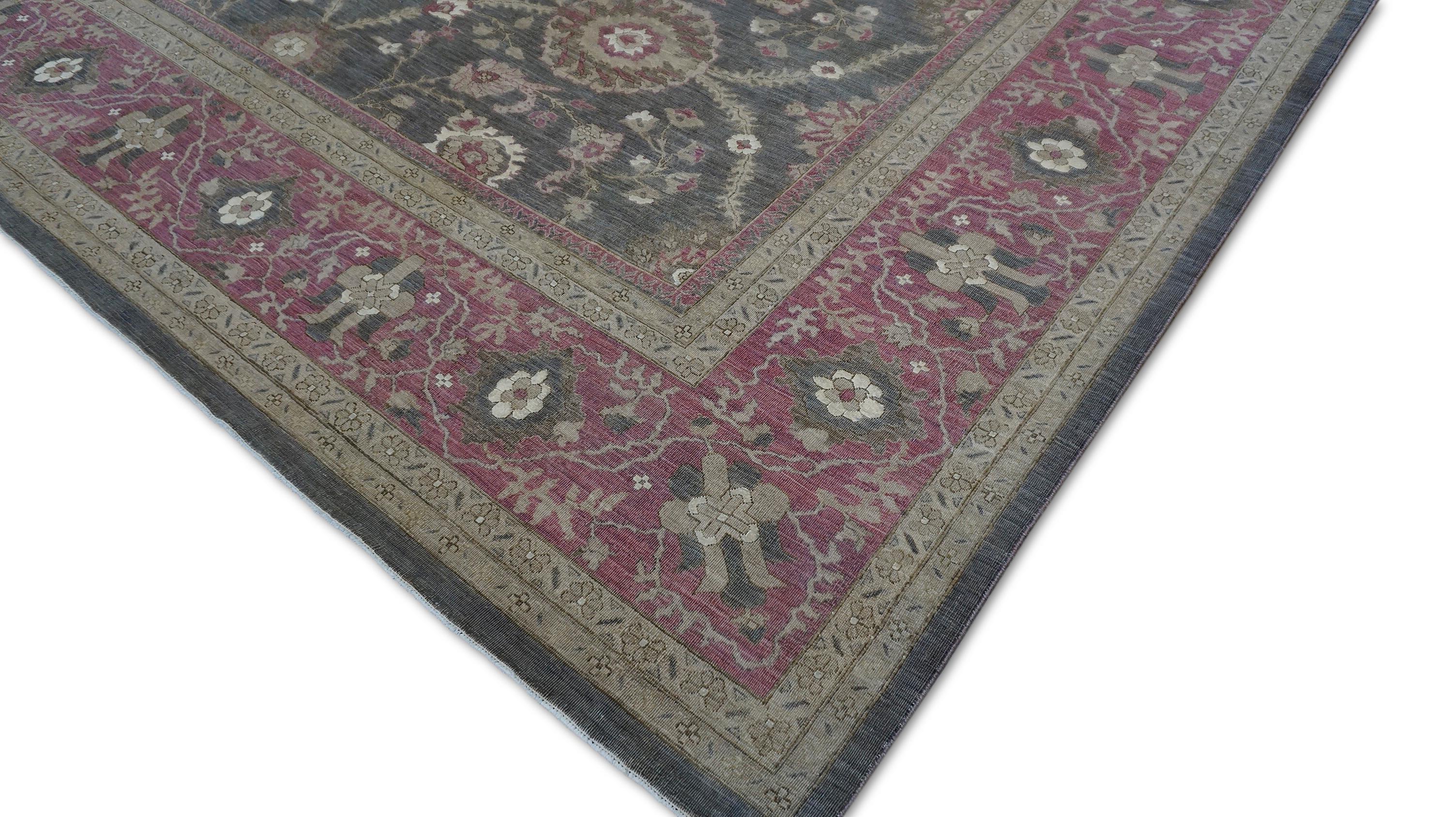 Holzkohle und staubige Himbeere Sultanabad Floral Wollteppich - 8'10
