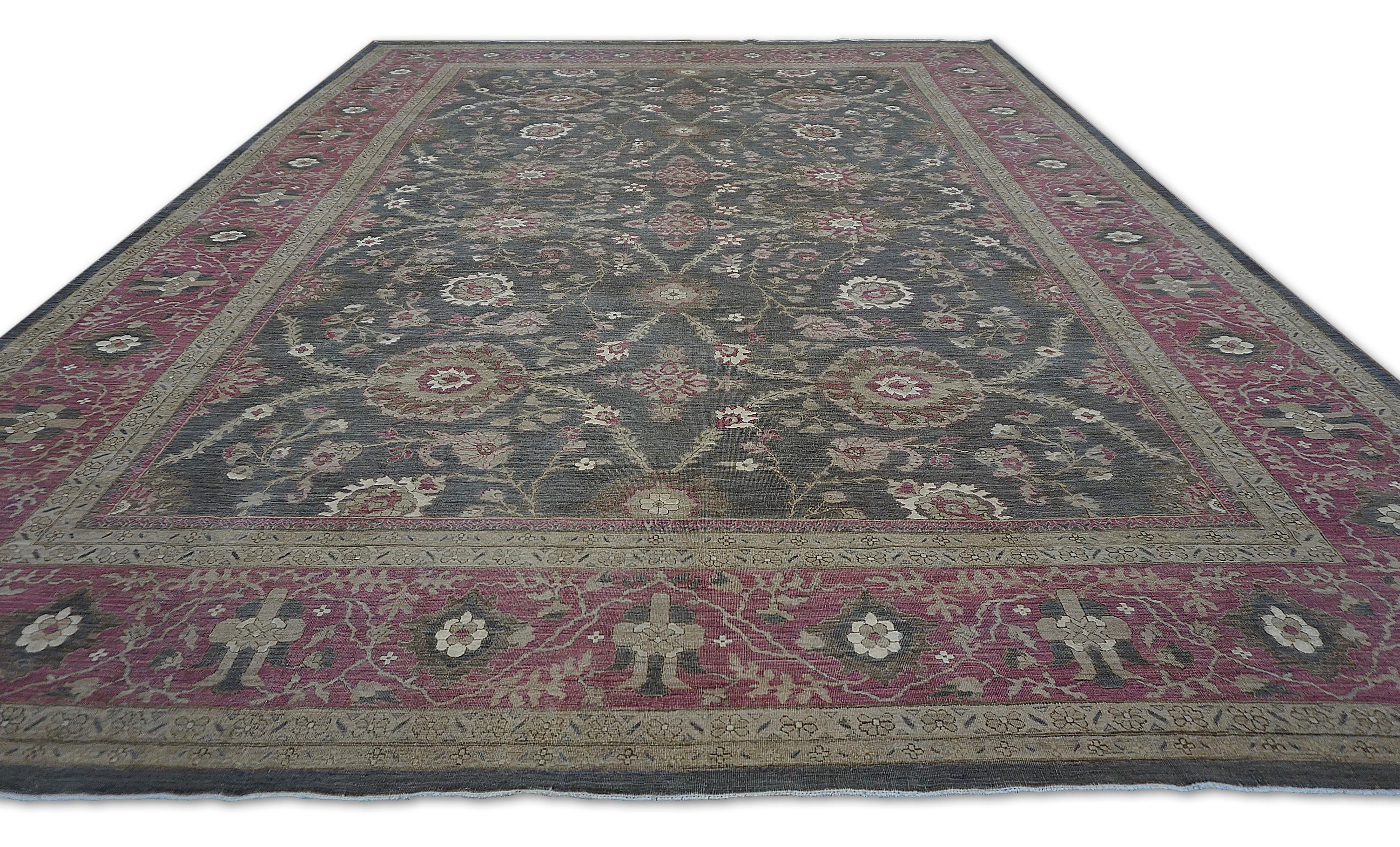 Holzkohle und staubige Himbeere Sultanabad Floral Wollteppich - 8'10