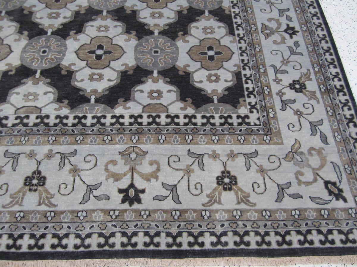Hand-Knotted Charcoal and Grey All Over Diamond Pattern Rug For Sale