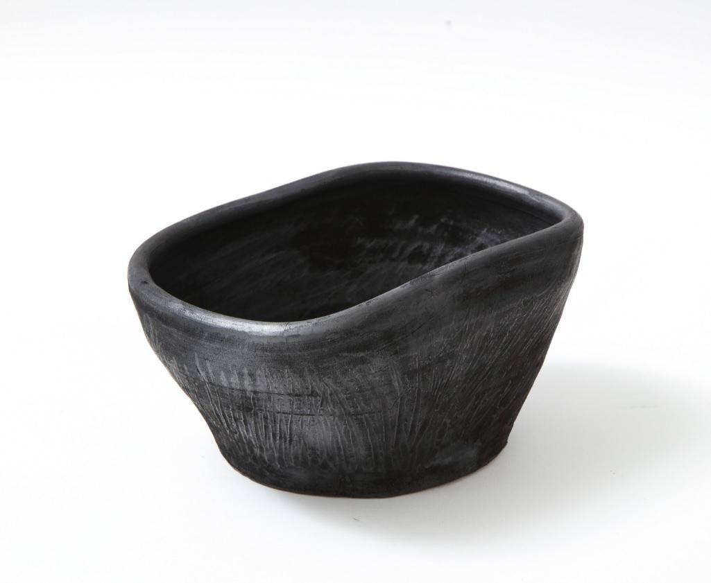 Charcoal and Silver Finish Terracotta 