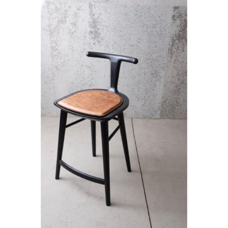 Charcoal Ash Oxbend Stool with Leather Seat Pad by Fernweh Woodworking
Dimensions: 
Seat: W 17