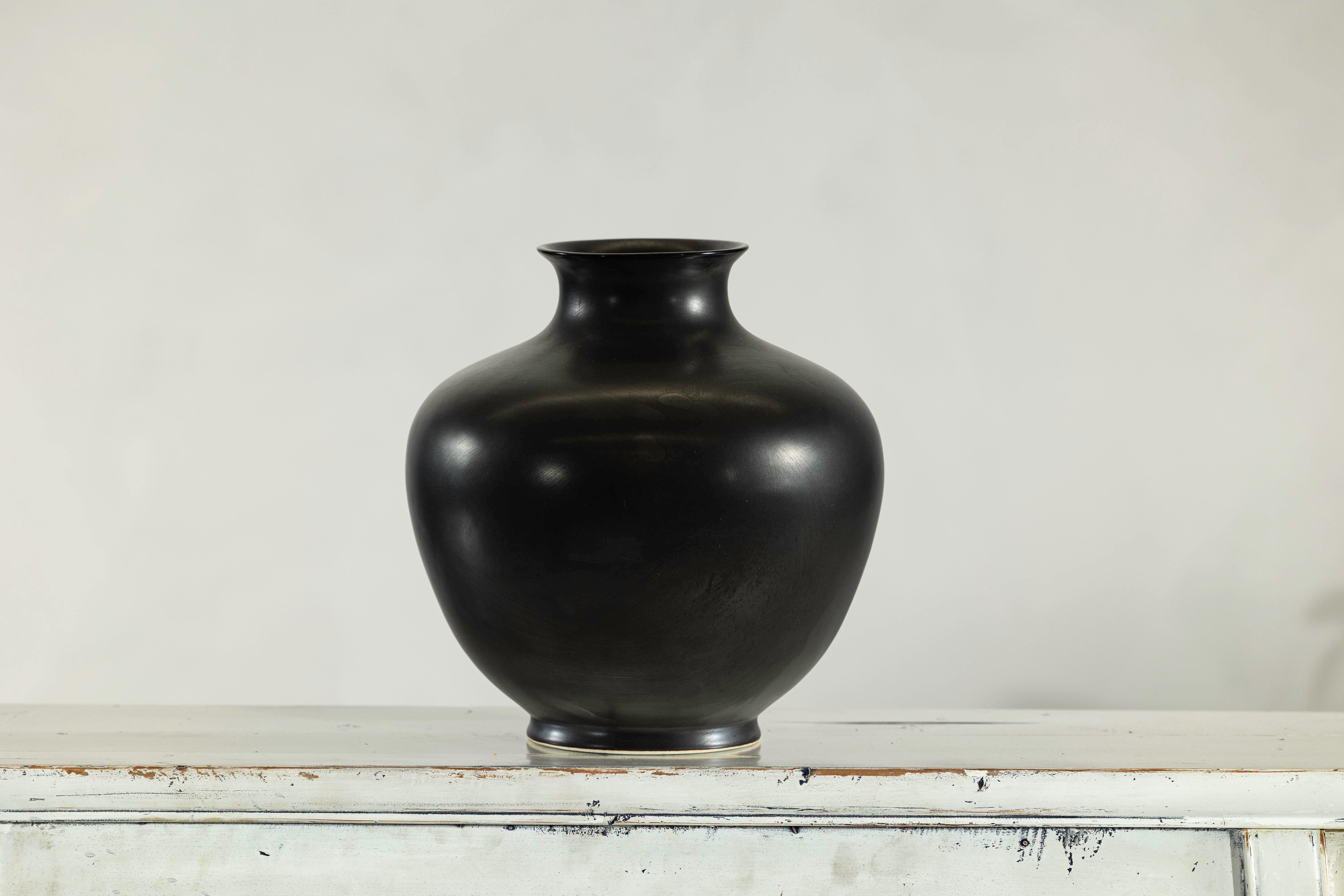 Charcoal Glazed Ceramic Vase with Rounded Belly and Flared Neck For Sale 9