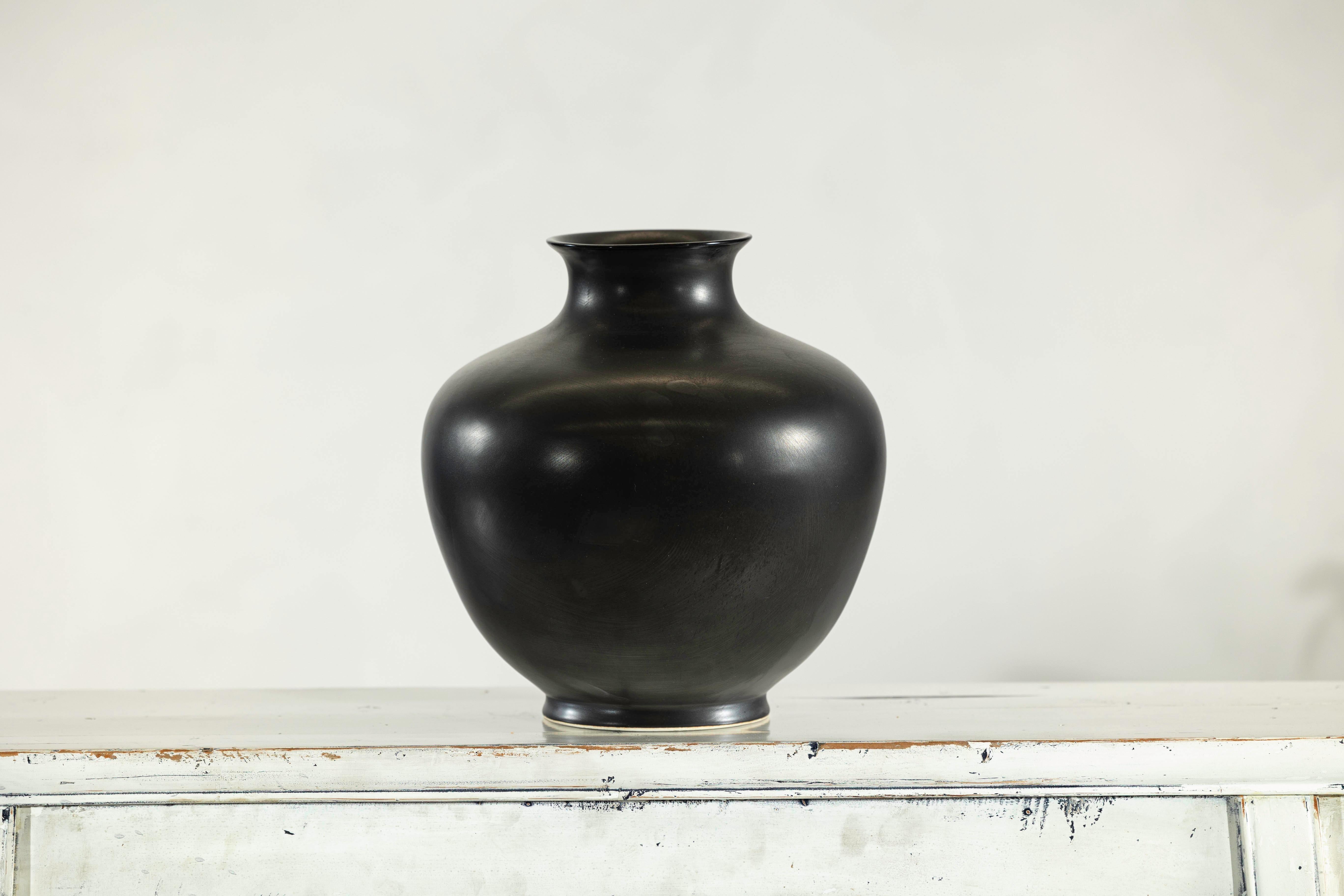 Asian Charcoal Glazed Ceramic Vase with Rounded Belly and Flared Neck For Sale