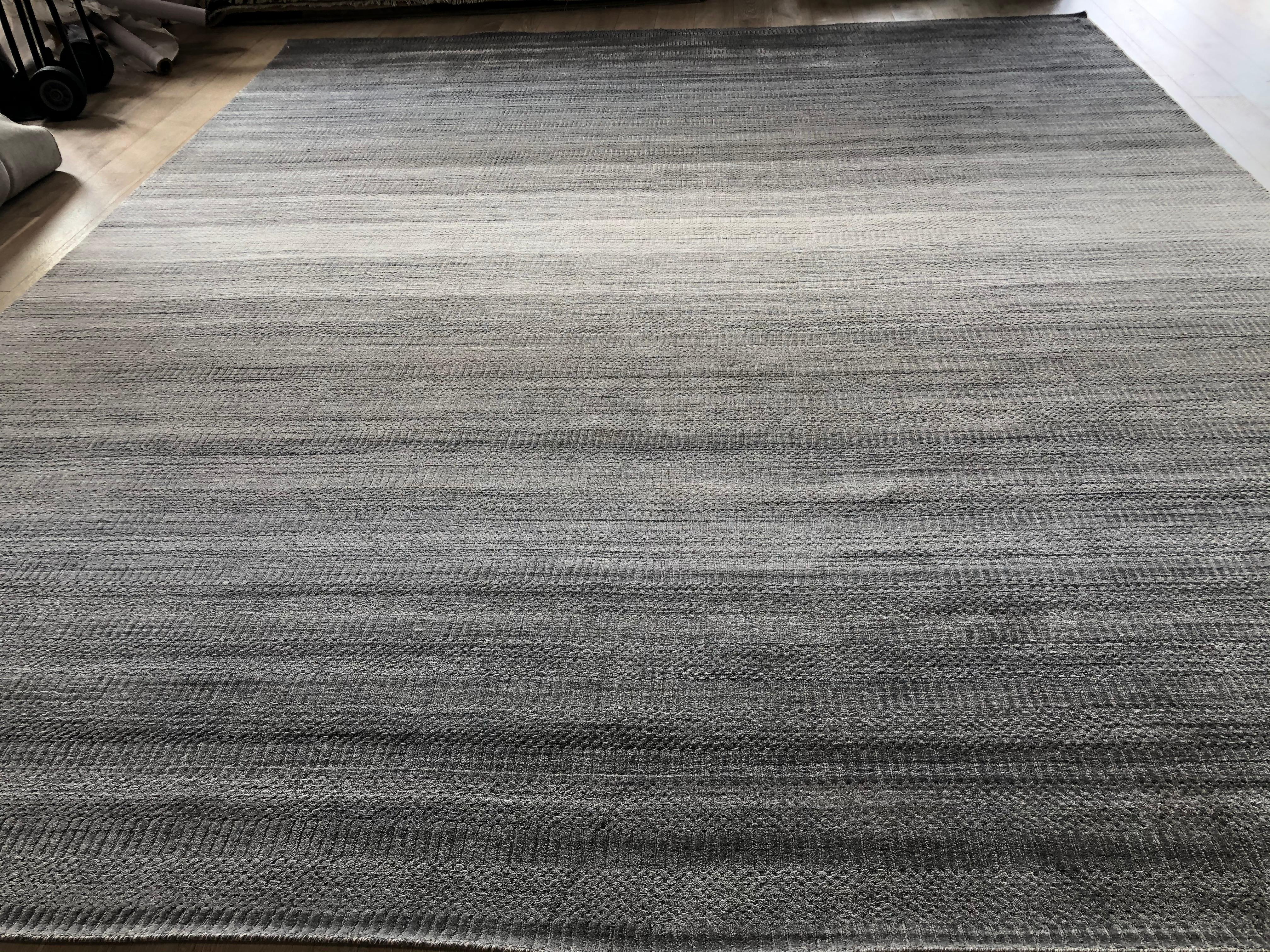 grey ombre rug