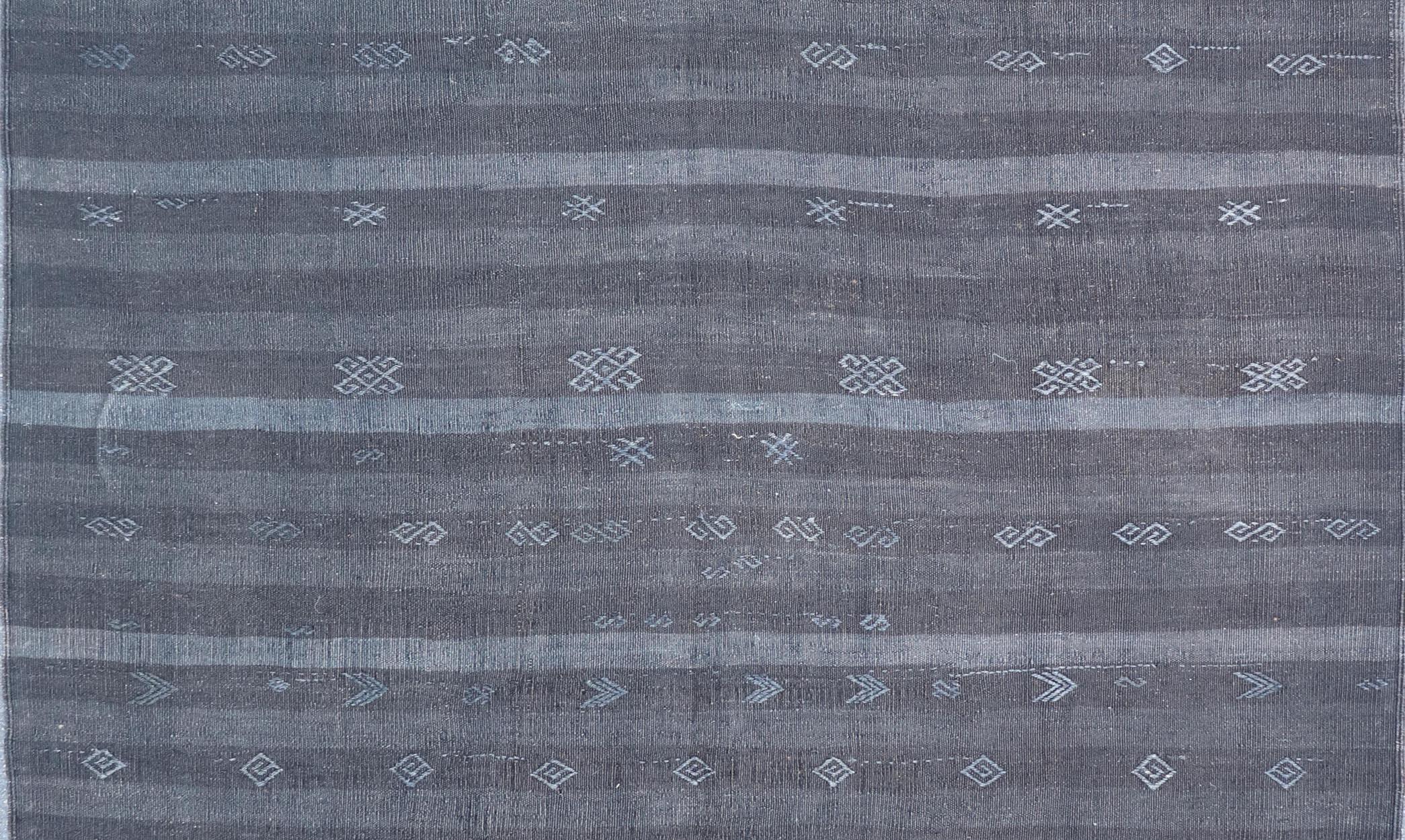 Türkischer Vintage-Kelim-Teppich in Anthrazitgrau mit geometrischen Motiven 6'9