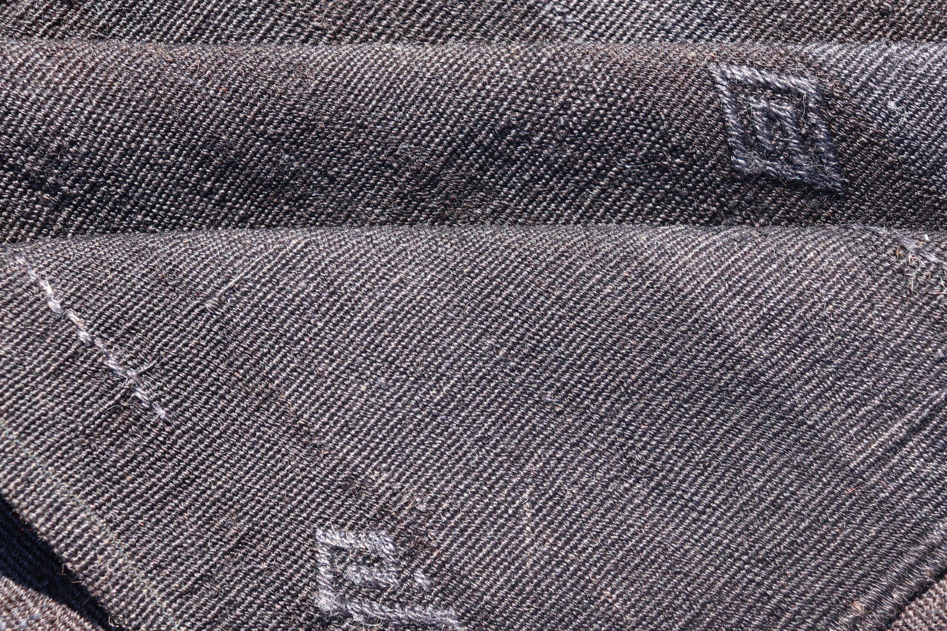 Türkischer Vintage-Kelim-Teppich in Anthrazitgrau mit geometrischen Motiven 6'9