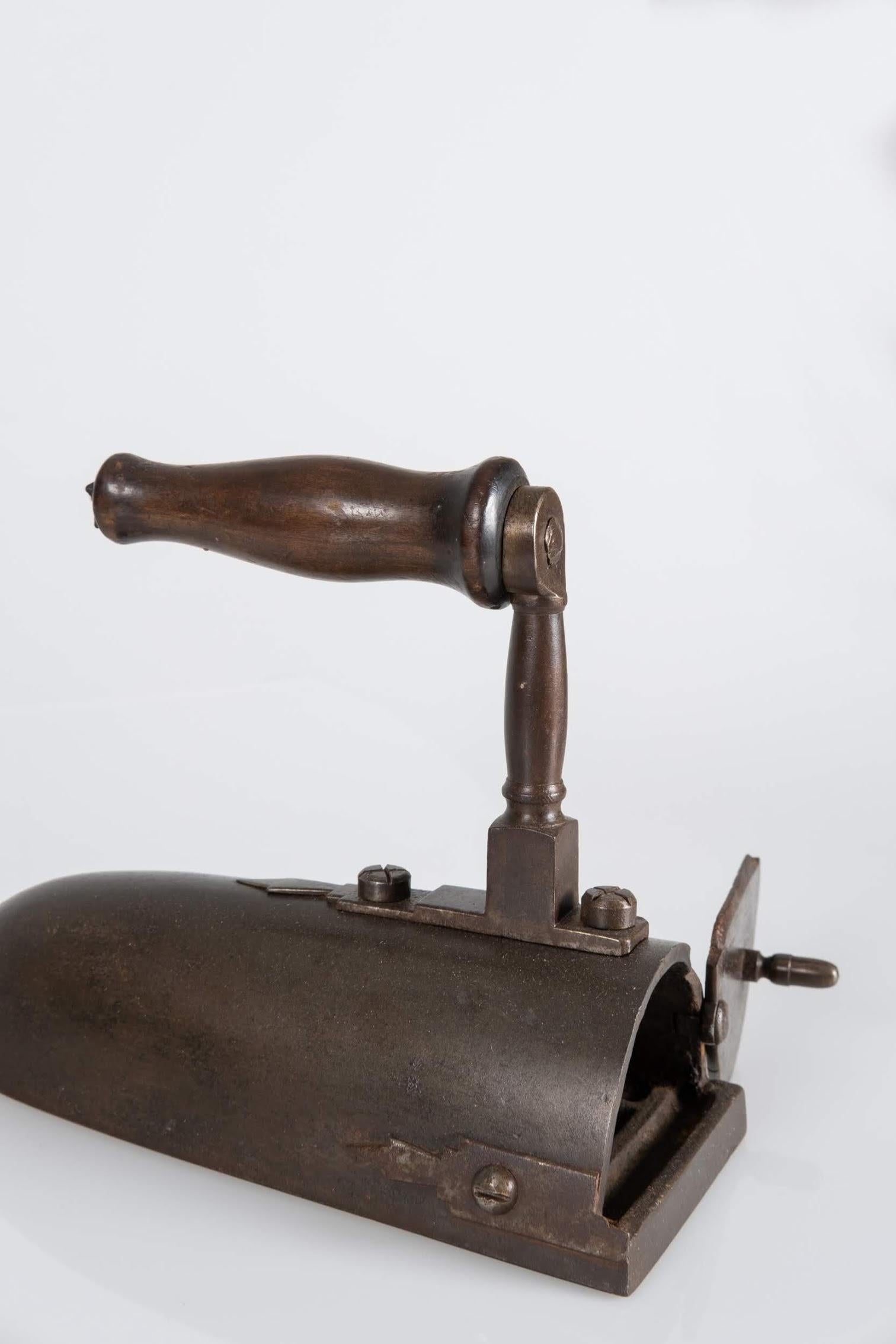 Charcoal Heated Iron, Switzerland, circa 1800 In Excellent Condition For Sale In New York, NY