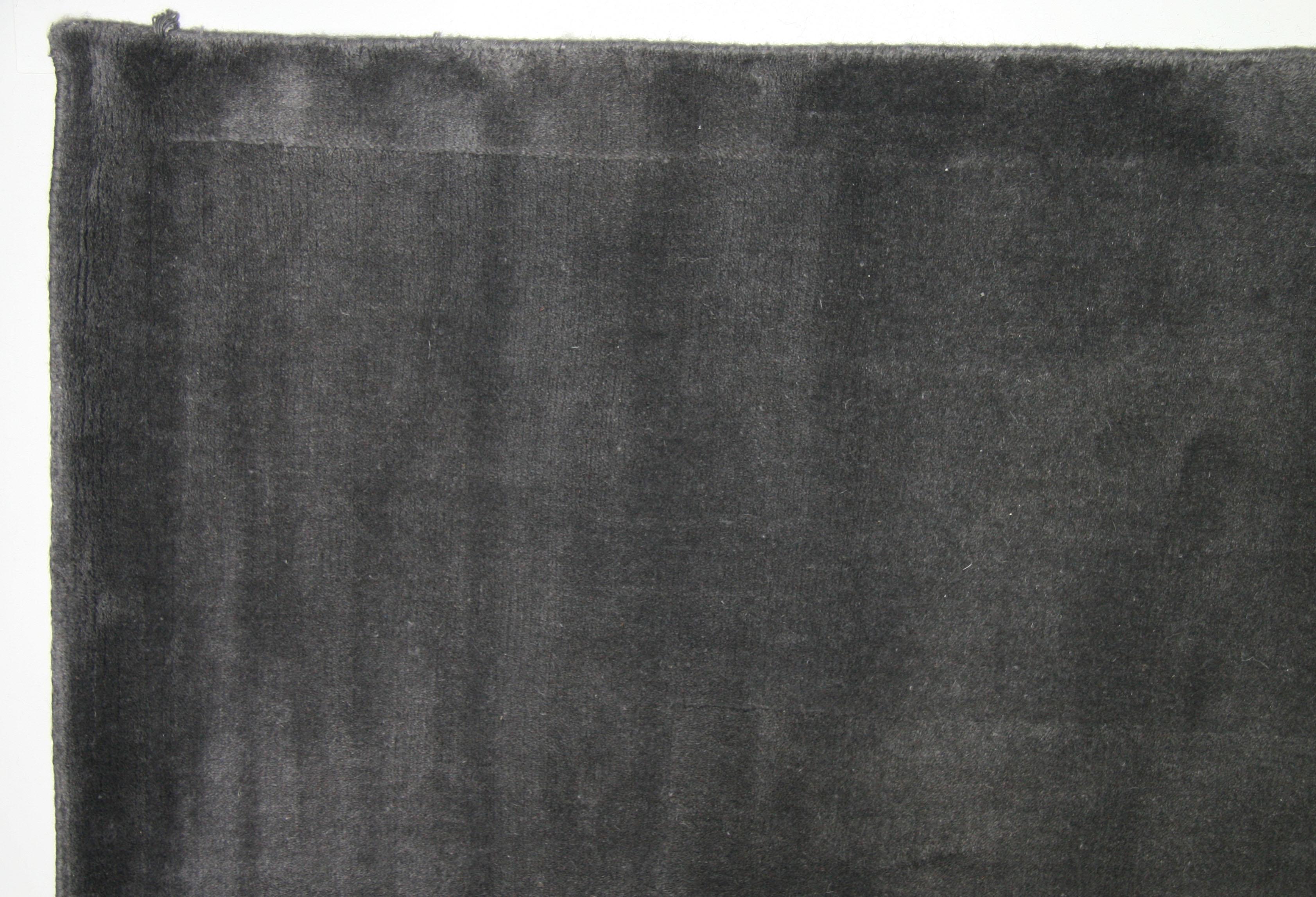 Indian Charcoal High Low Wool Area Rug