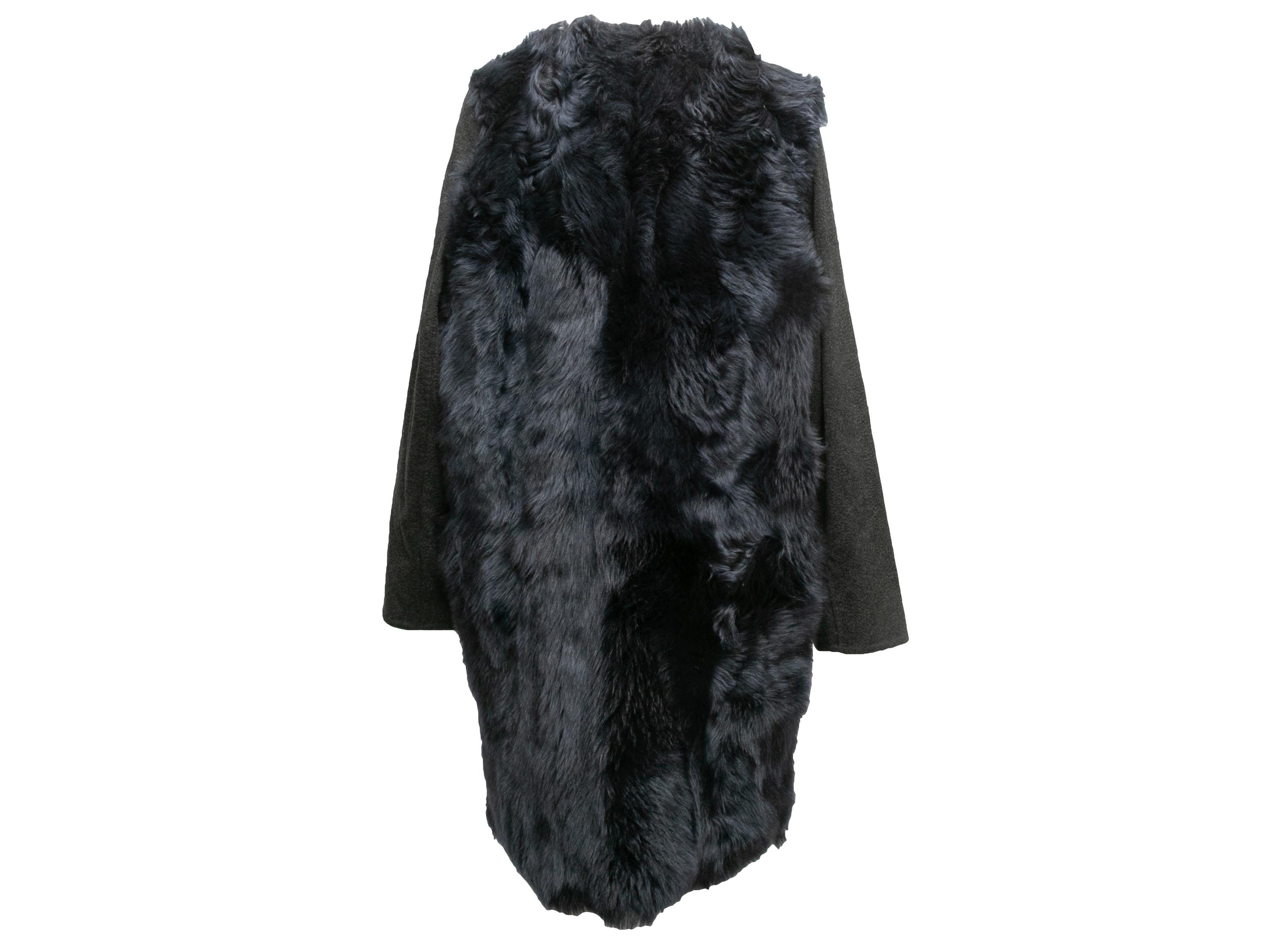 Charcoal & Navy Yves Salomon Shearling & Fur Coat Size US M In Good Condition For Sale In New York, NY