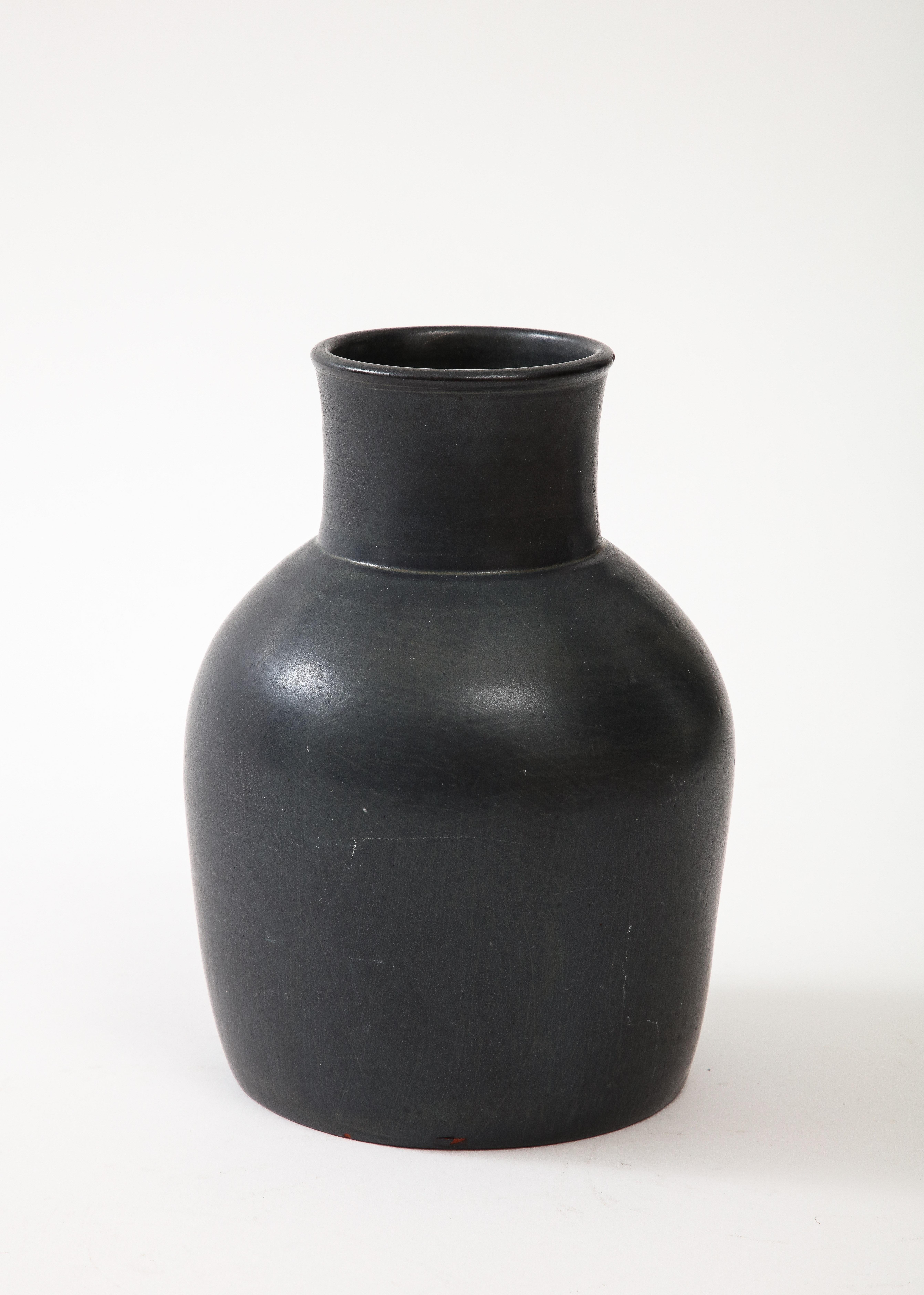 Mid-Century Modern Charcoal Round Vase, High Neck & Sloping shoulders, France, c 1950, signed 'EP' For Sale
