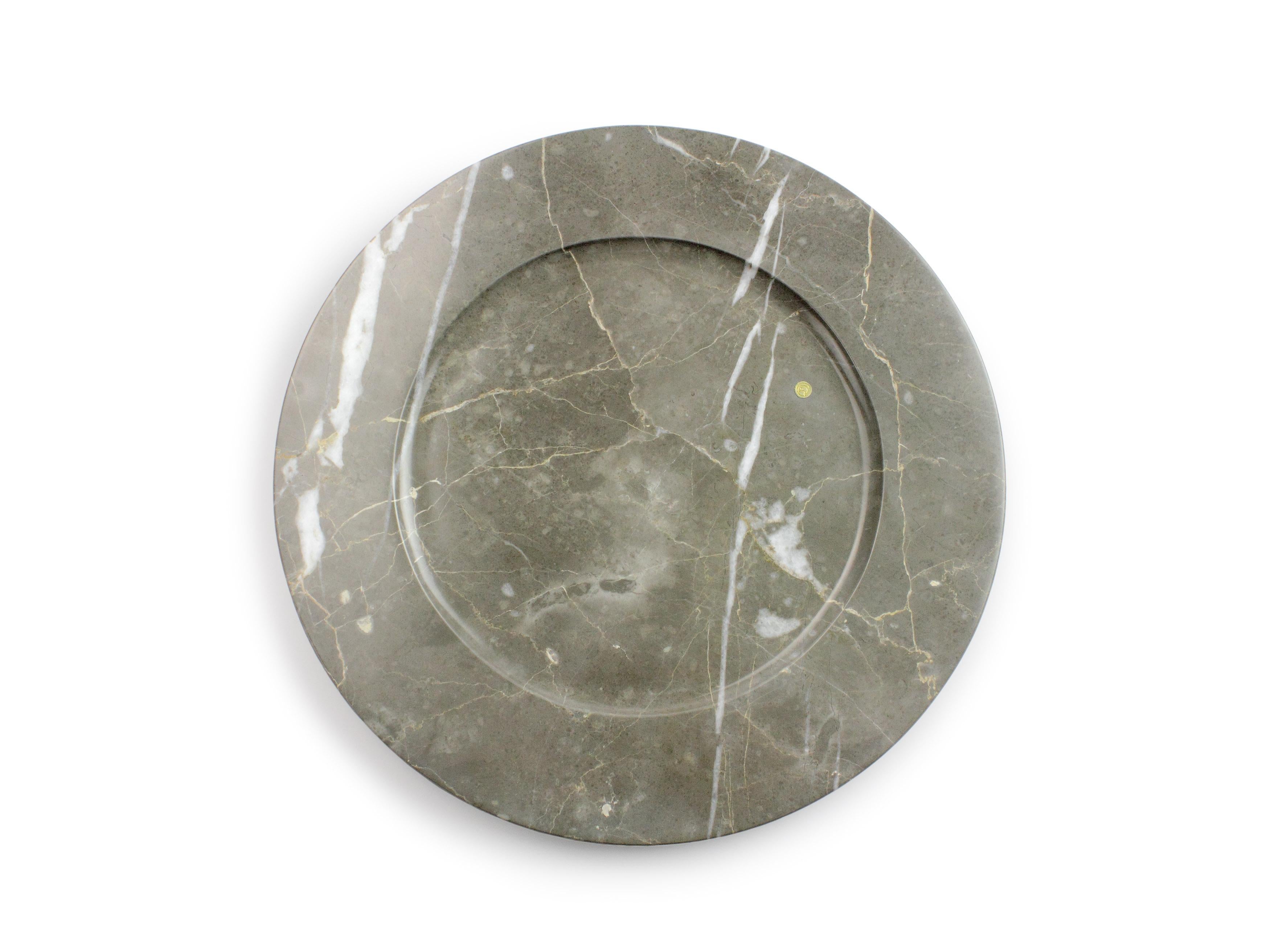 Italiano Piatto Charger Platters Serveware Grey Marble Fatto a mano in Italia Design da collezione in vendita