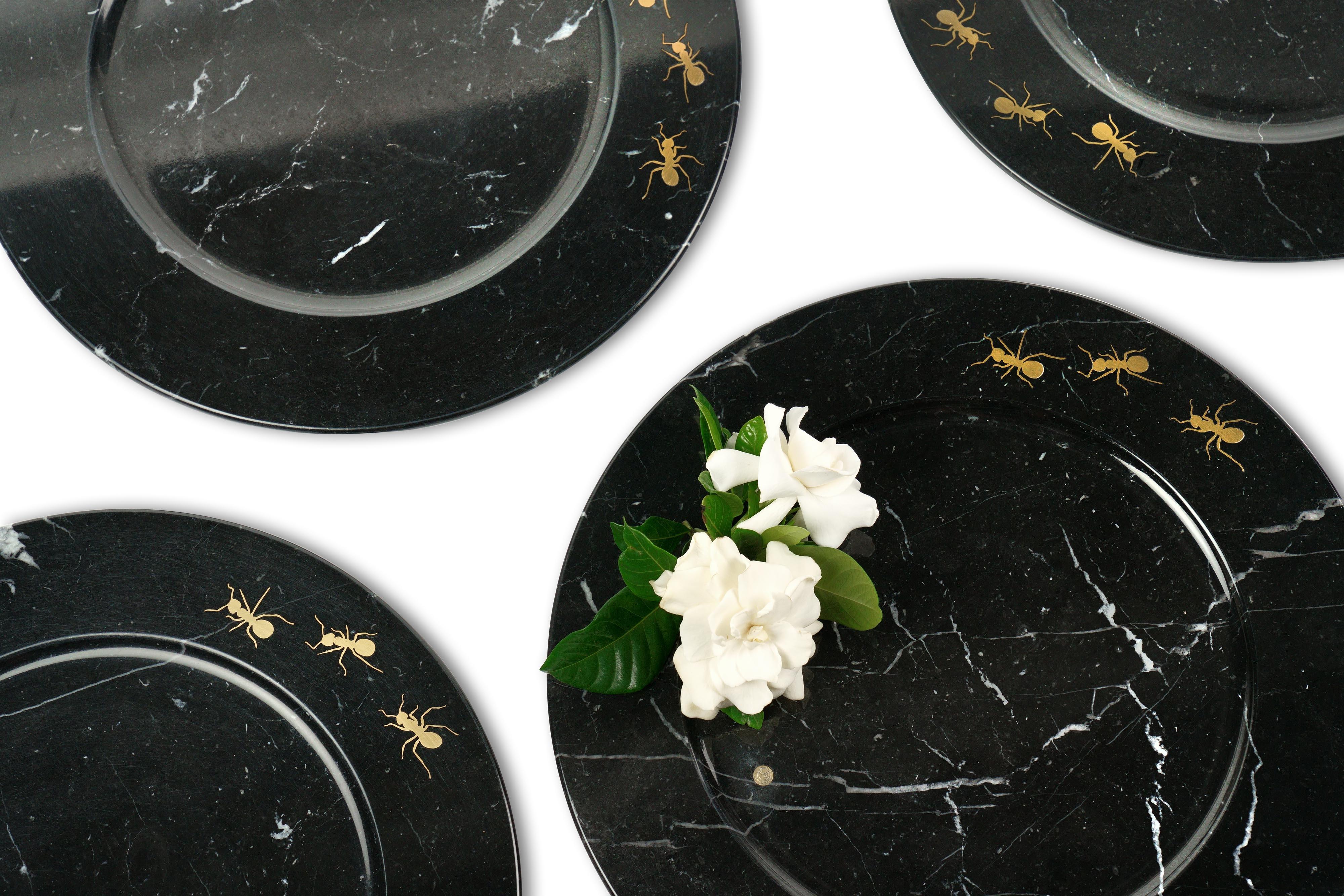 Charger Plate Platters Serveware Black Marquinia Marble Brass Inlay Handmade  For Sale 2