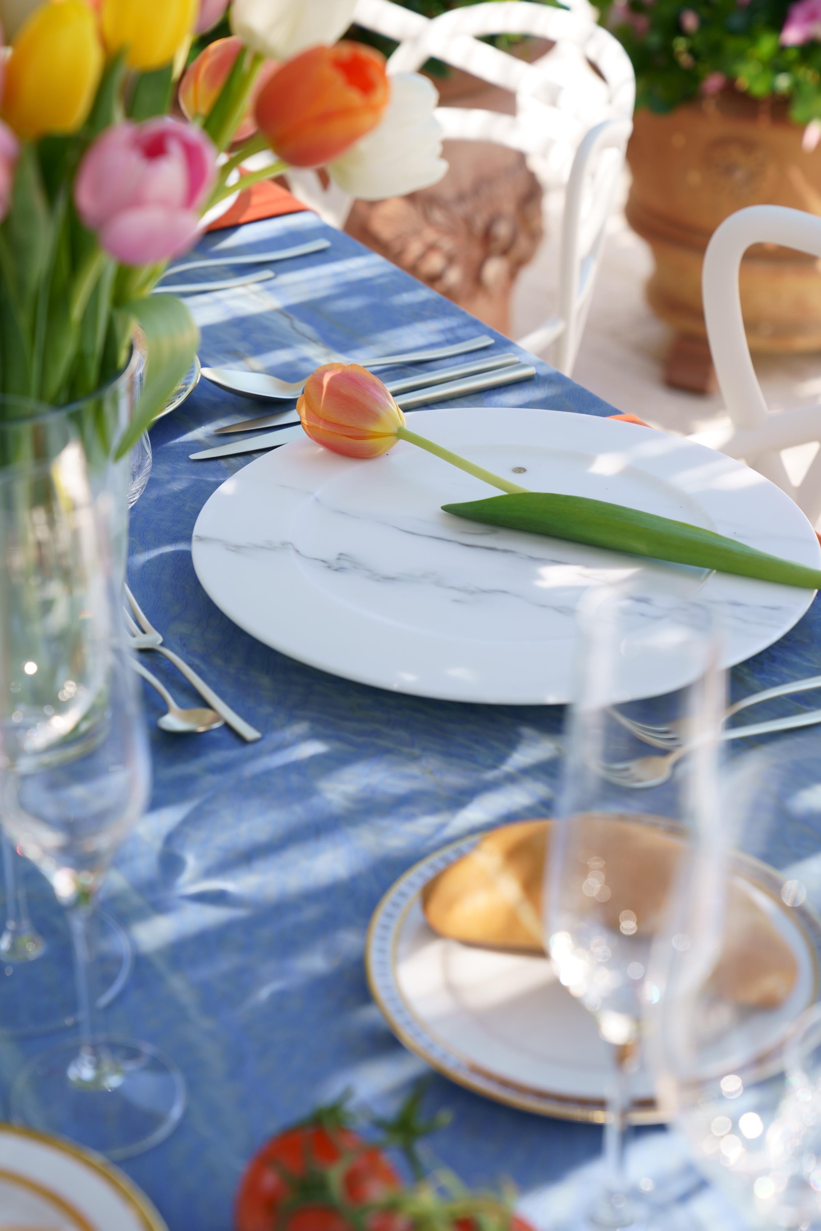 Charger Plate Platters Serveware Set of 4 White Statuary Marble Hand-carved For Sale 5