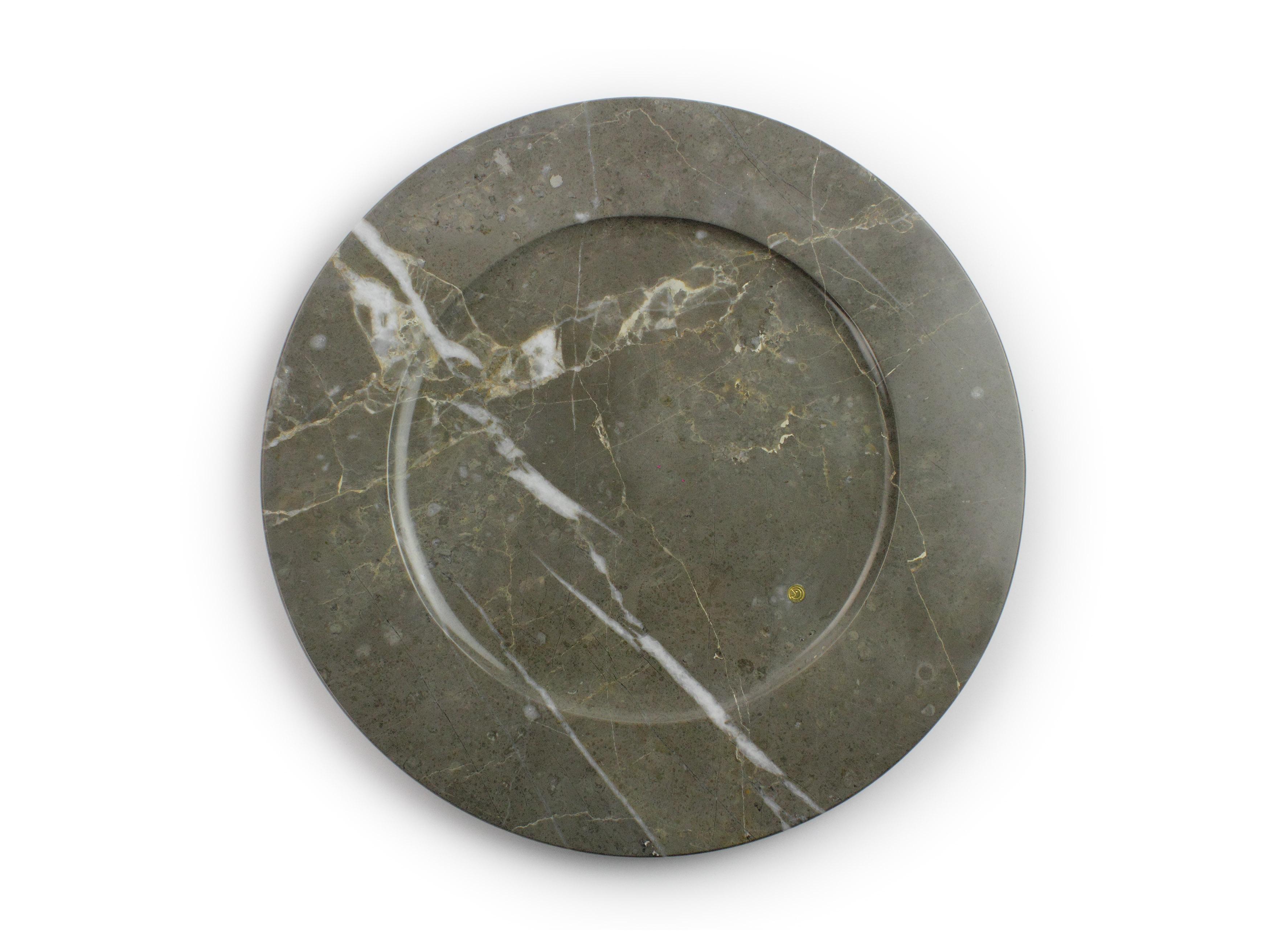Contemporary Charger Plate Platters Serveware Set of 4 Imperial Grey Marble Handmade Italy For Sale